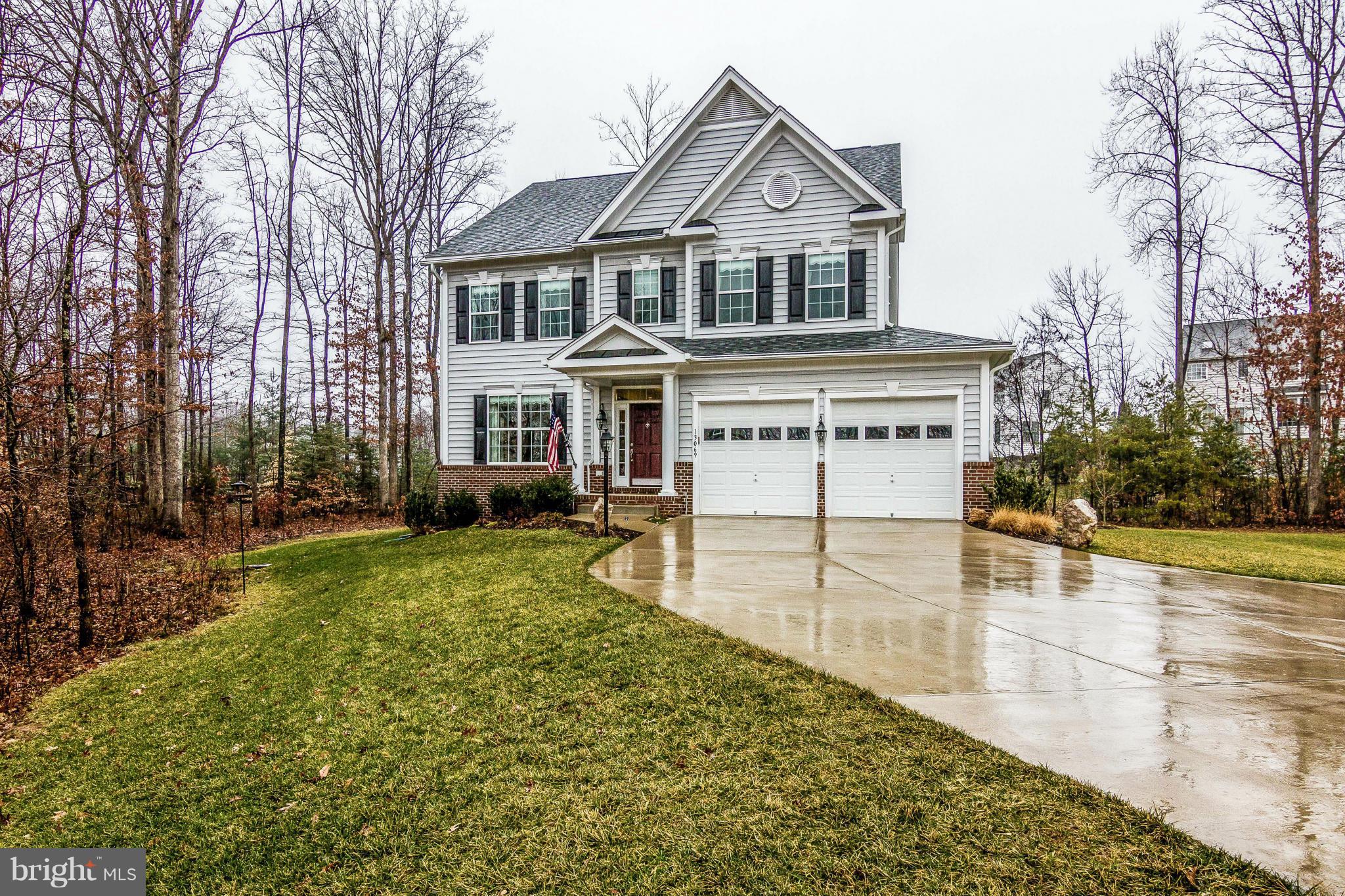 MANORS AT RIDGEFIELD ESTATES - Residential