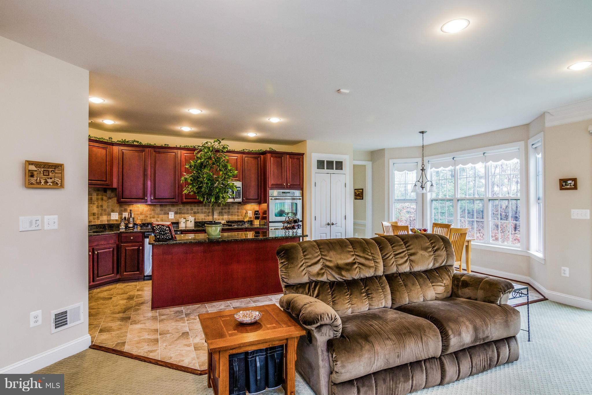 MANORS AT RIDGEFIELD ESTATES - Residential