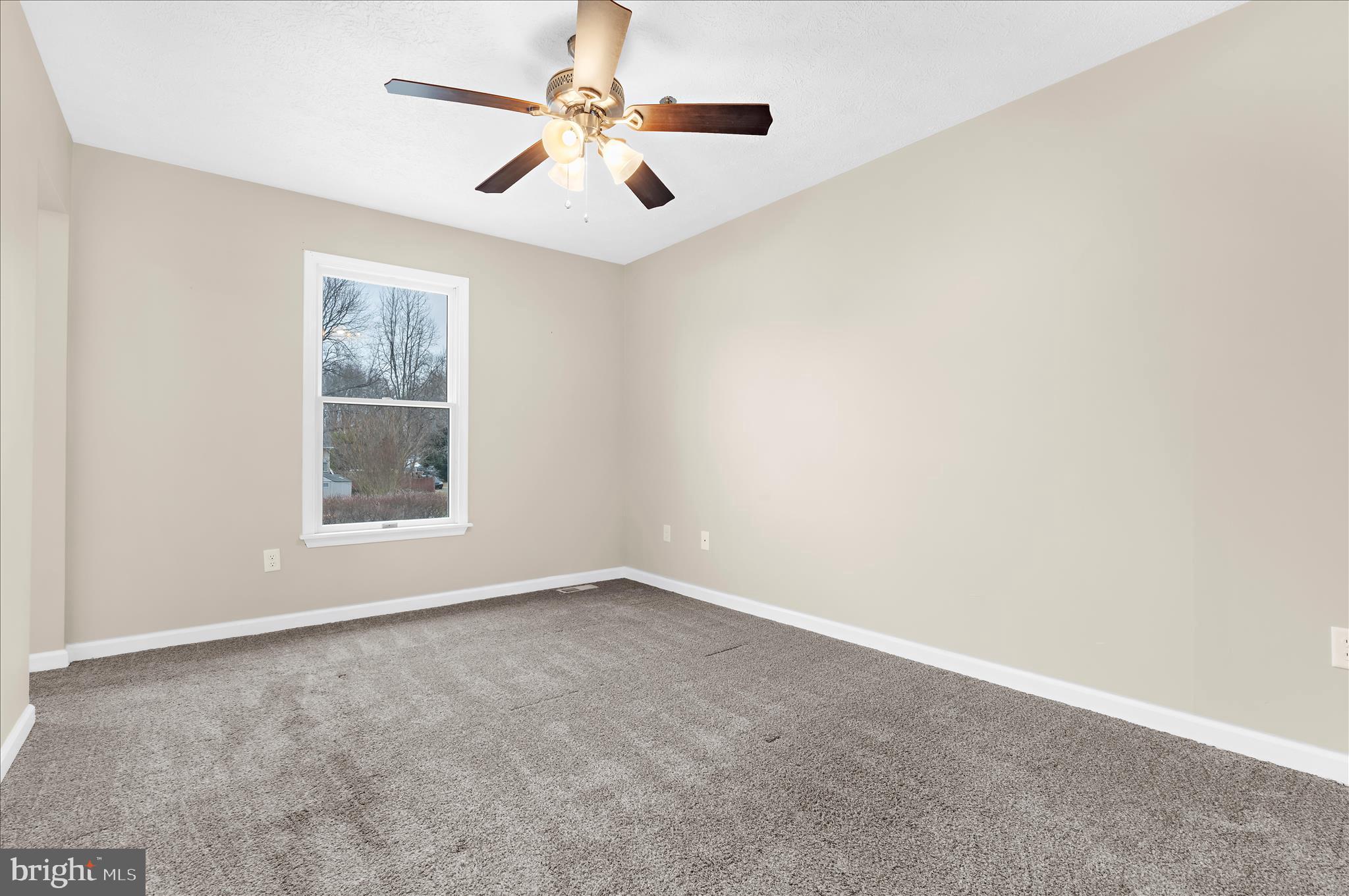 KIMBERLY WOODS - Residential