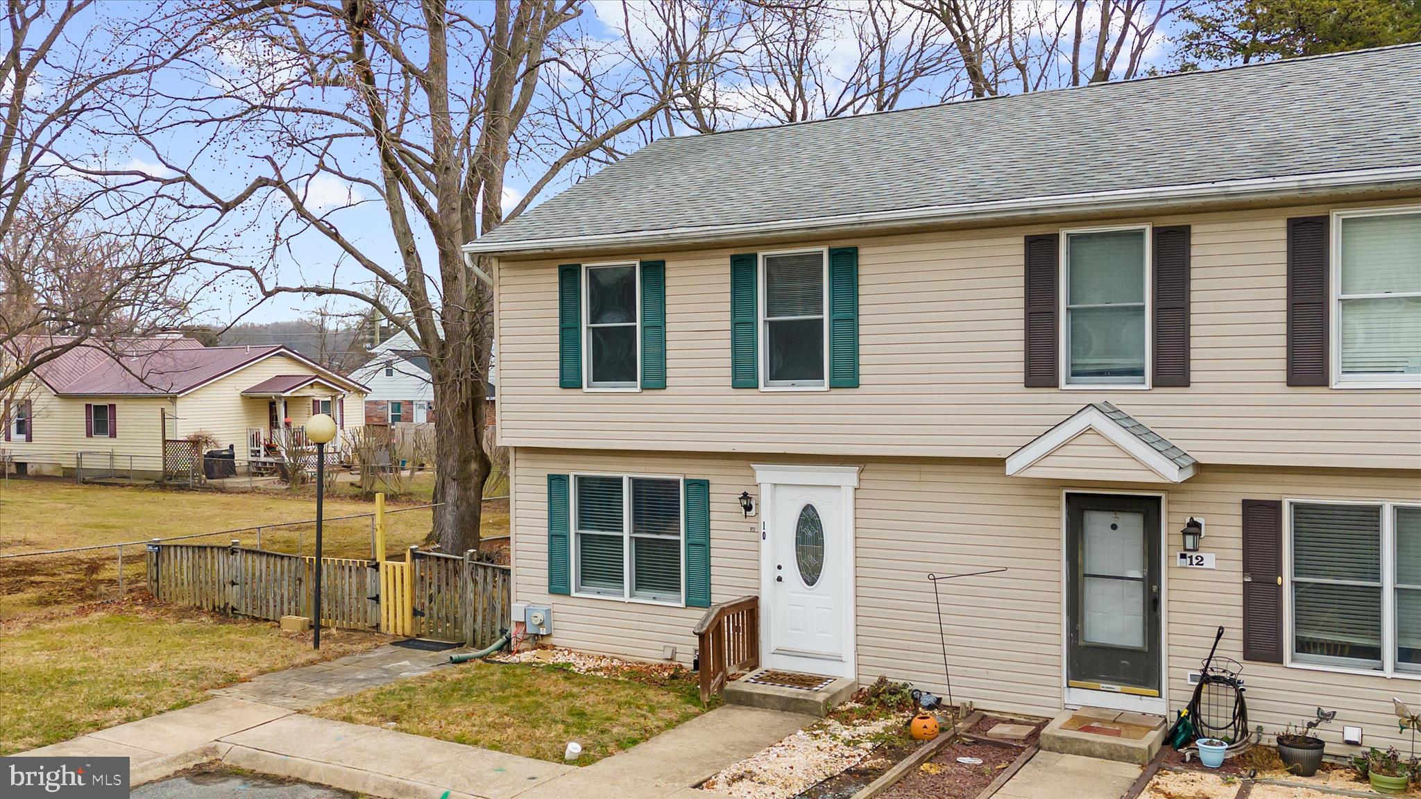 KIMBERLY WOODS - Residential