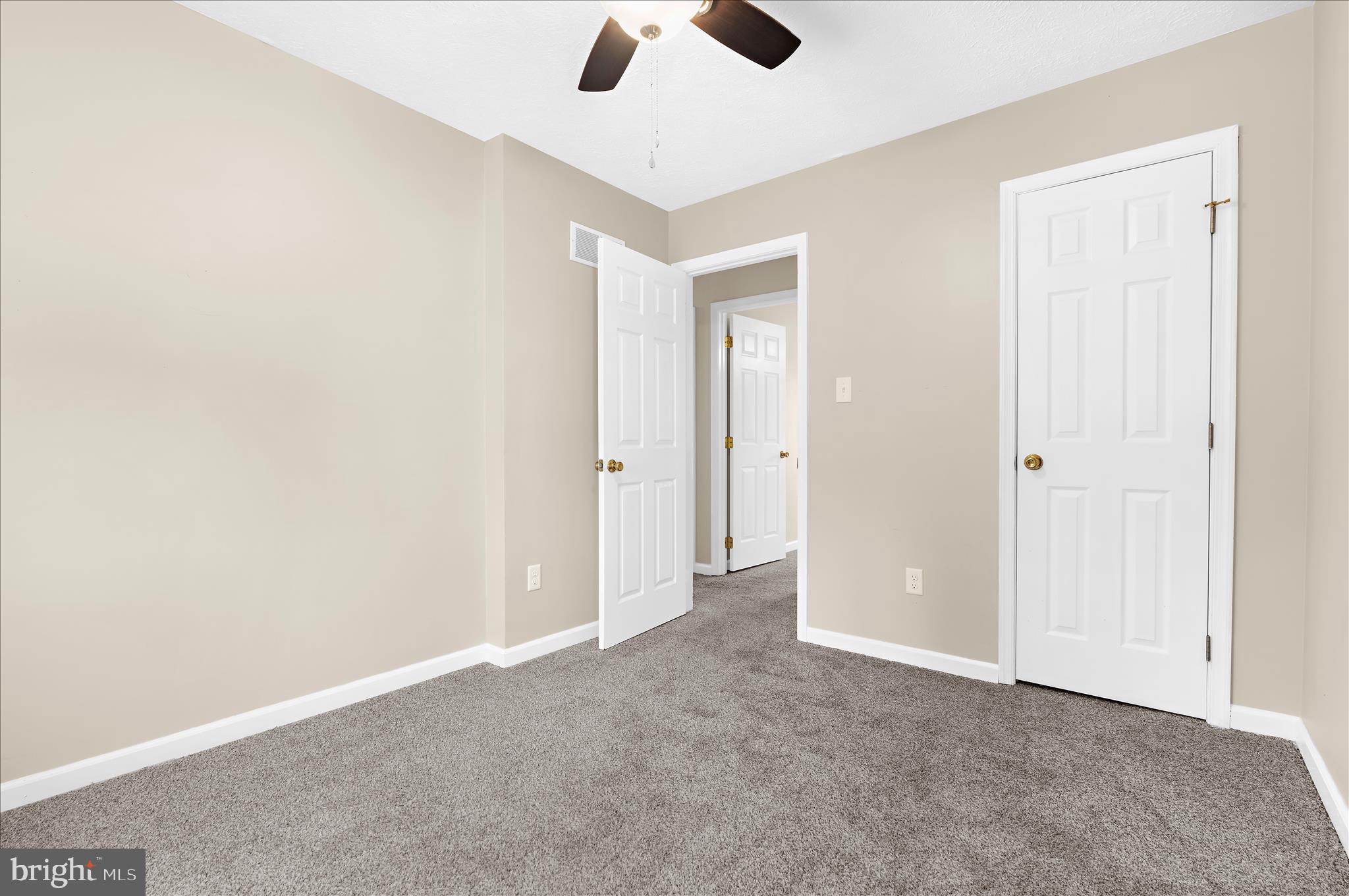 KIMBERLY WOODS - Residential