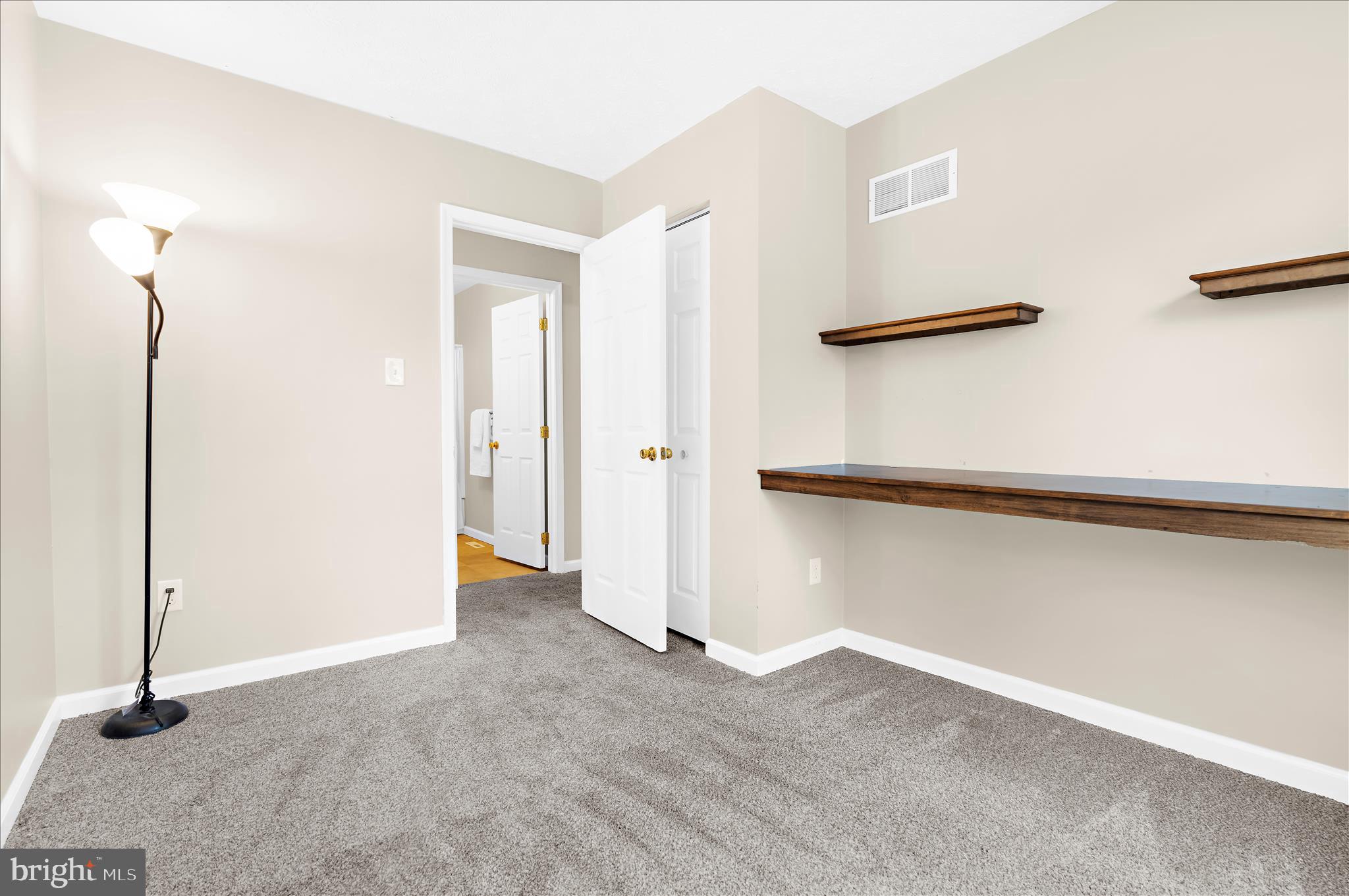 KIMBERLY WOODS - Residential