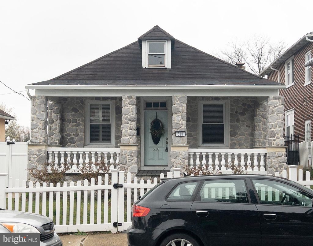 Photo of 518 Laurel Street, Lancaster, PA 17603 (MLS # PALA2048890)