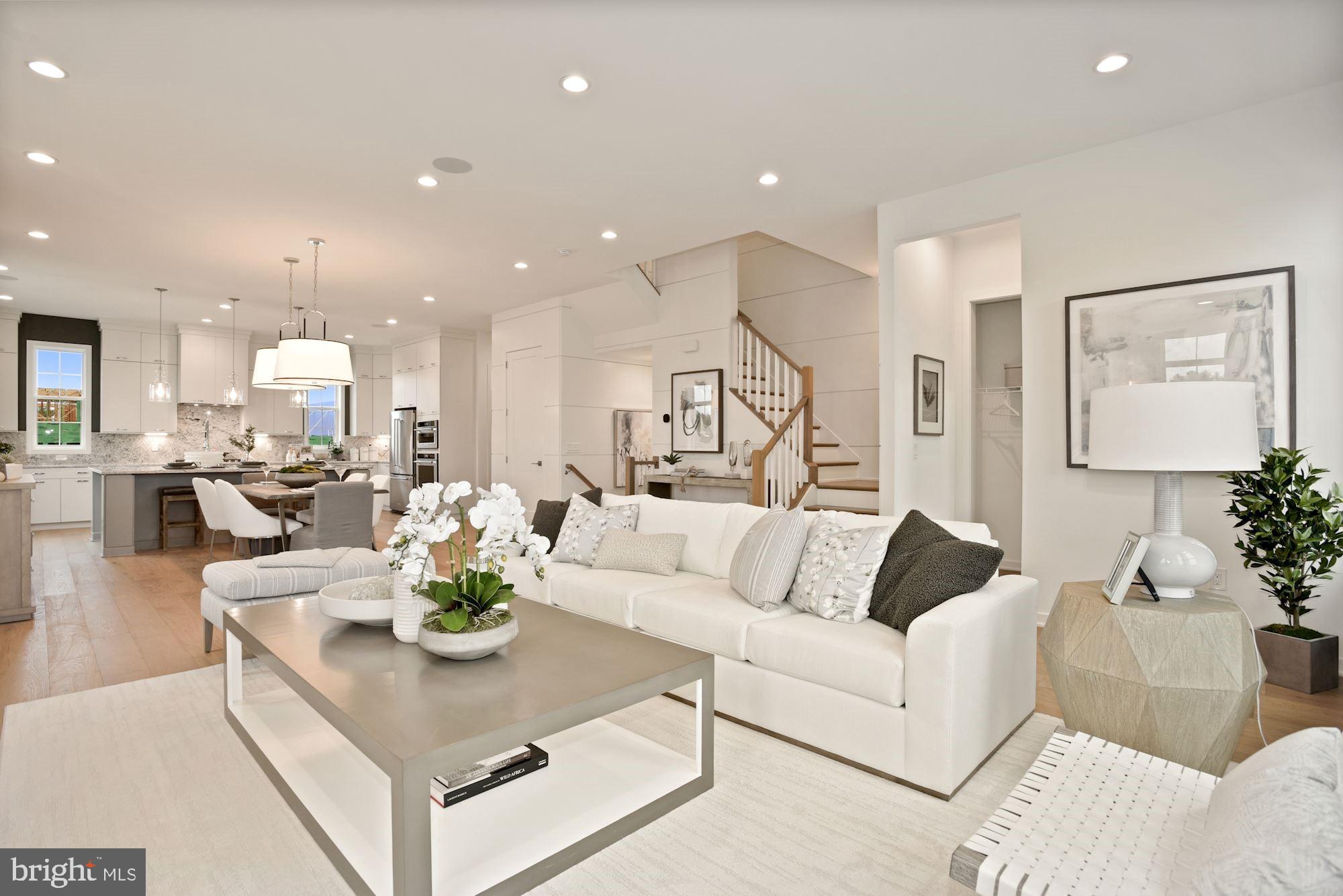 REGENCY AT BELMONT - Residential