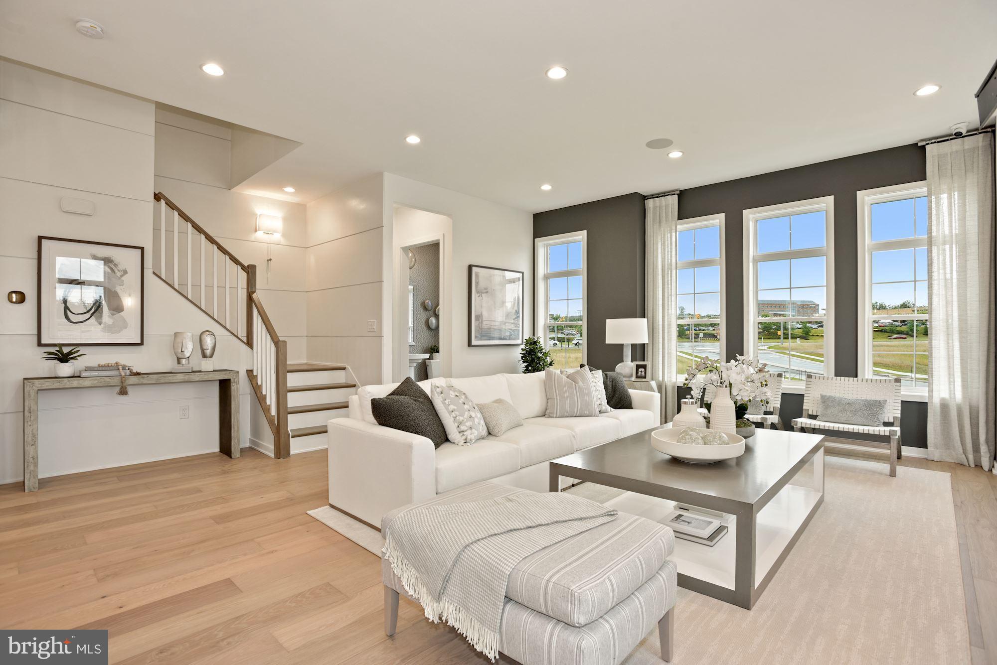 REGENCY AT BELMONT - Residential