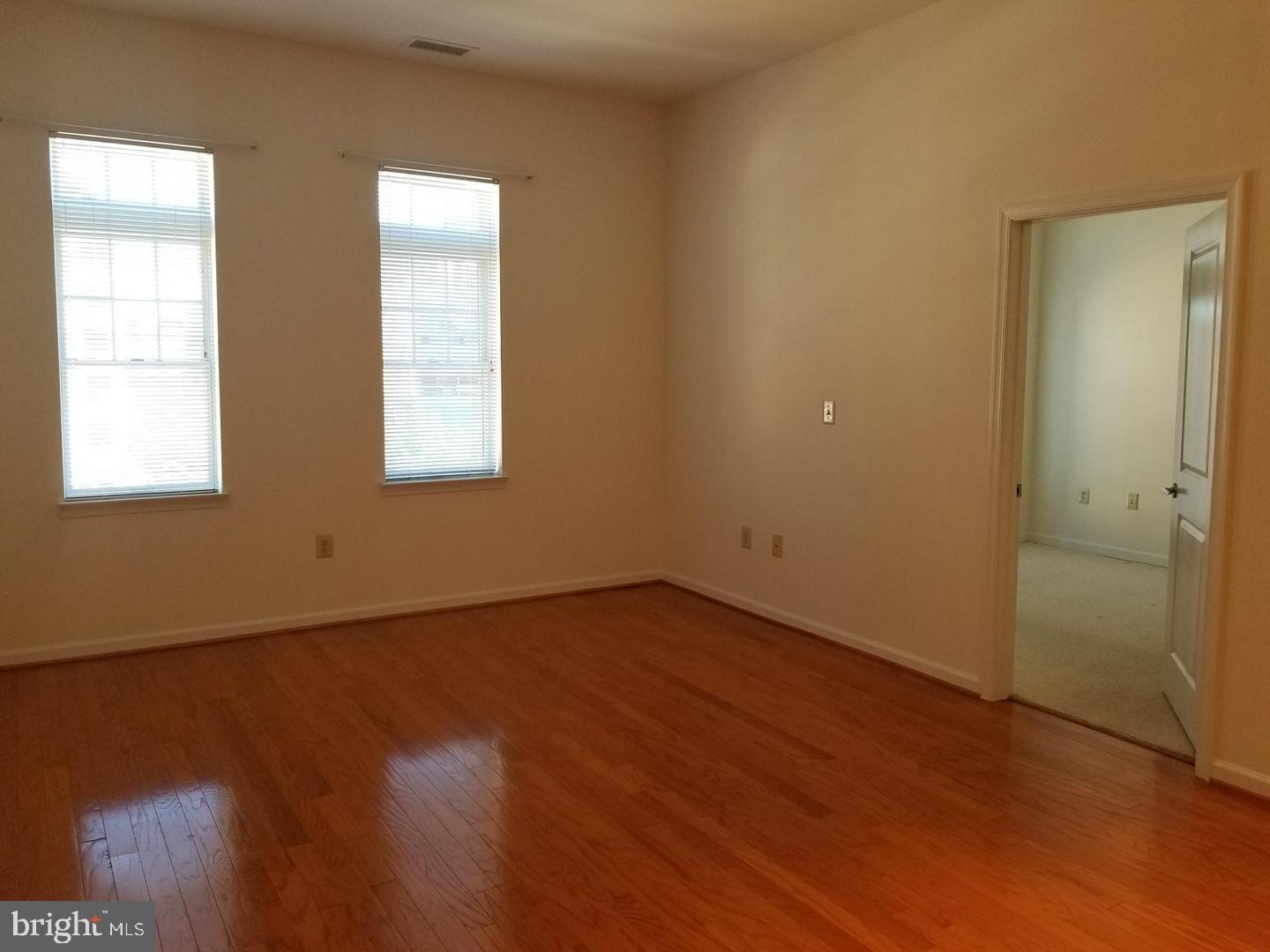 THE ROYALTON - Residential Lease