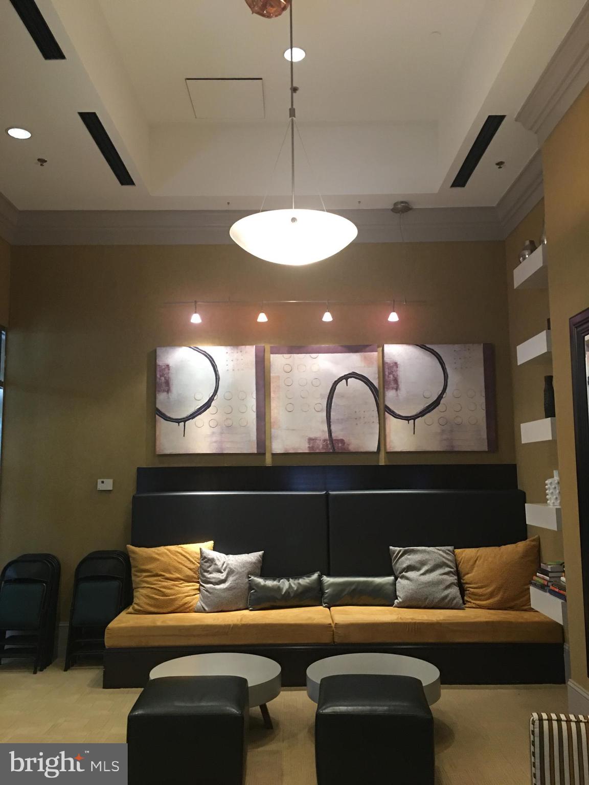 THE ROYALTON - Residential Lease