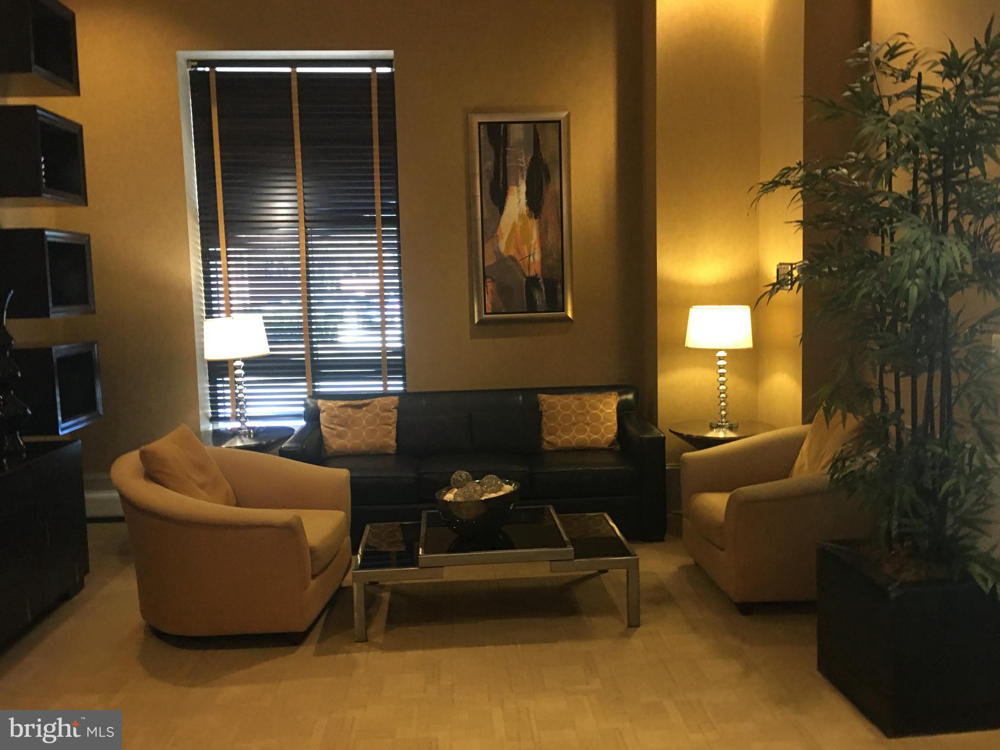 THE ROYALTON - Residential Lease