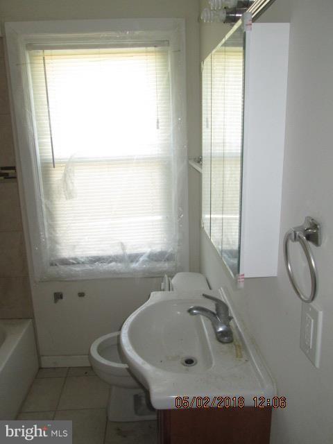 IDLEWOOD - Residential