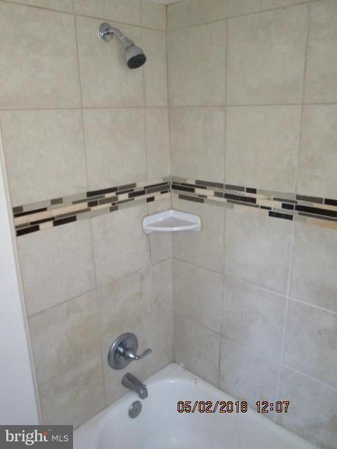 IDLEWOOD - Residential