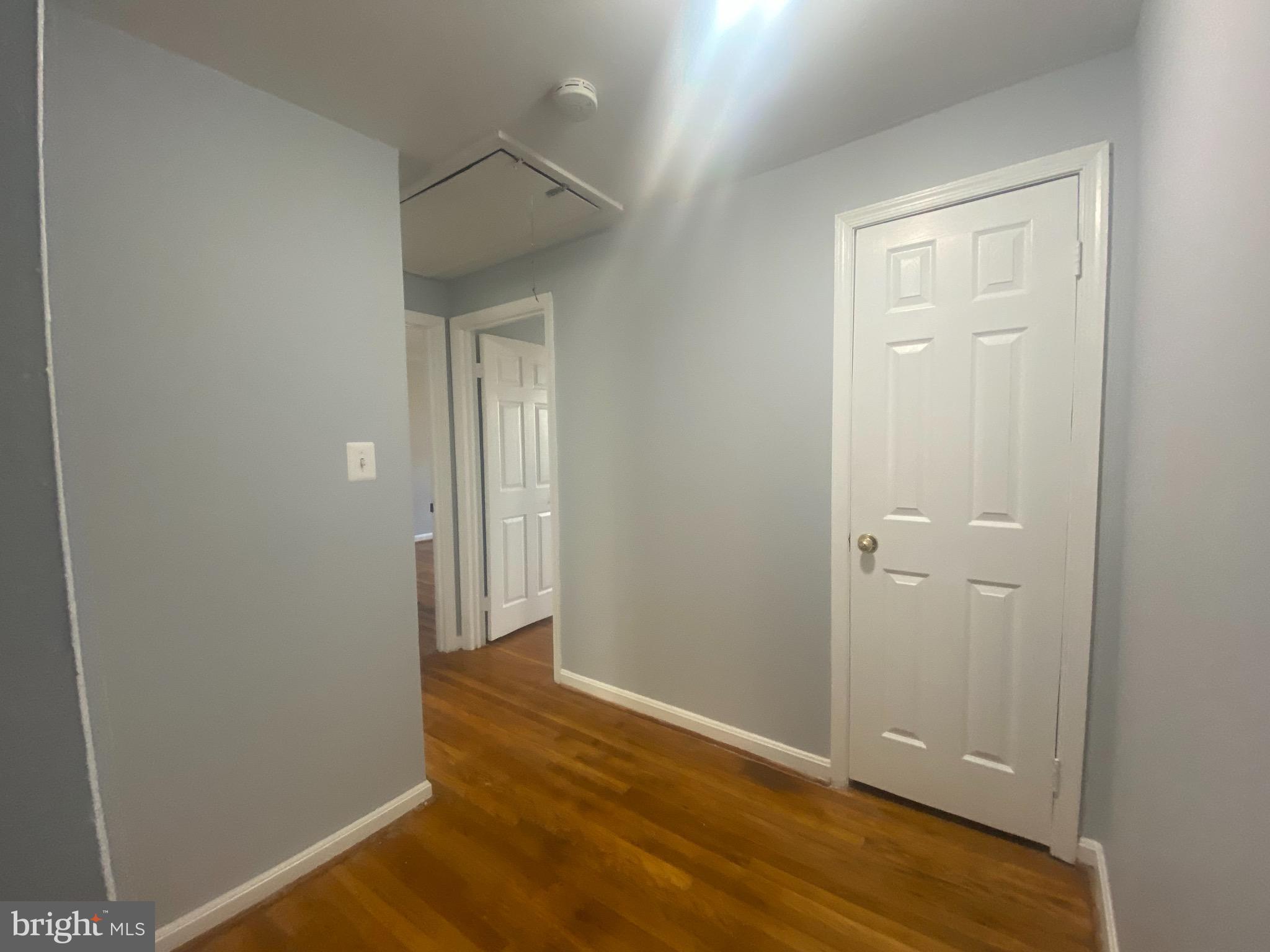 GREENWICH HILL - Residential Lease