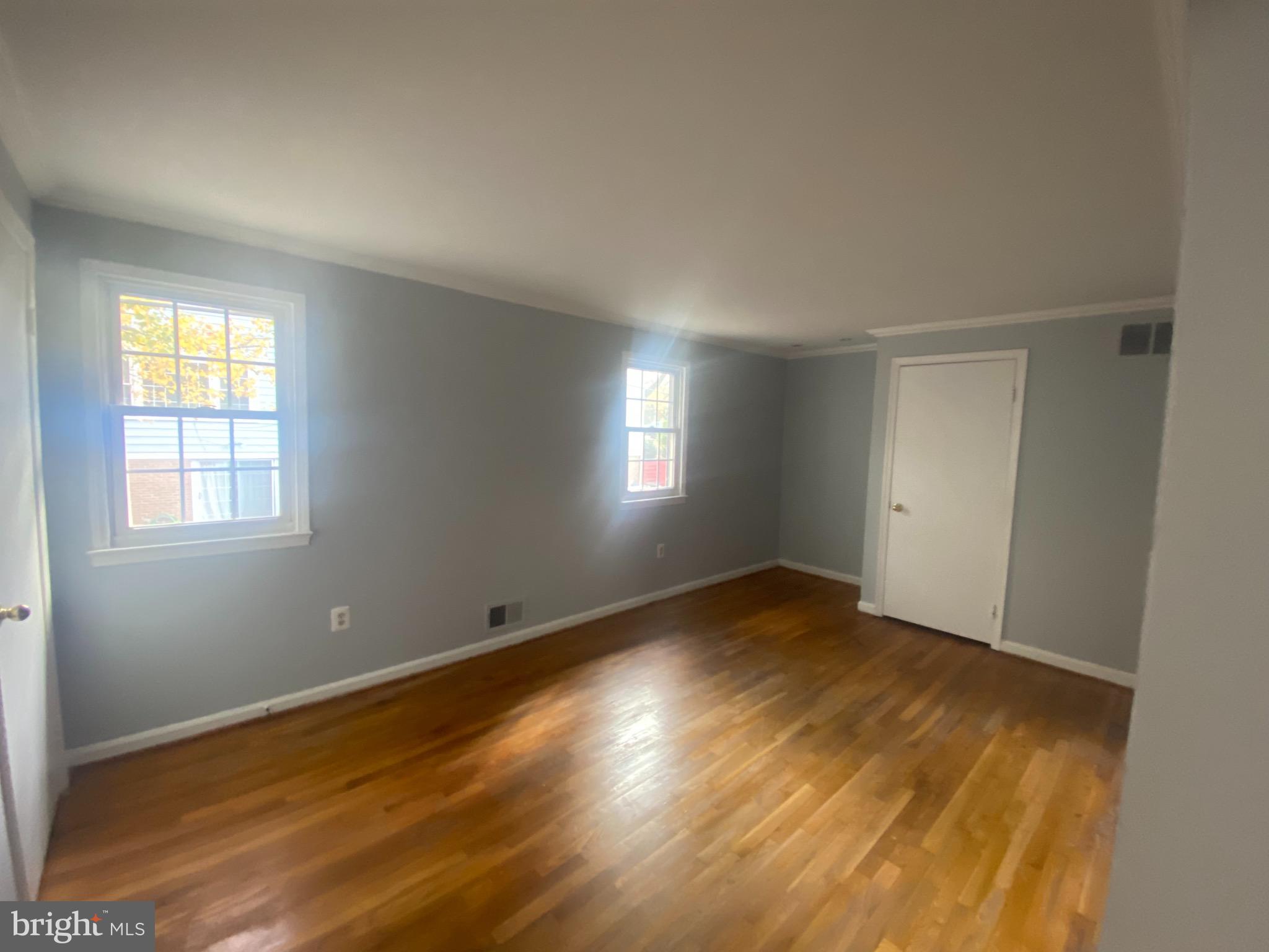 GREENWICH HILL - Residential Lease