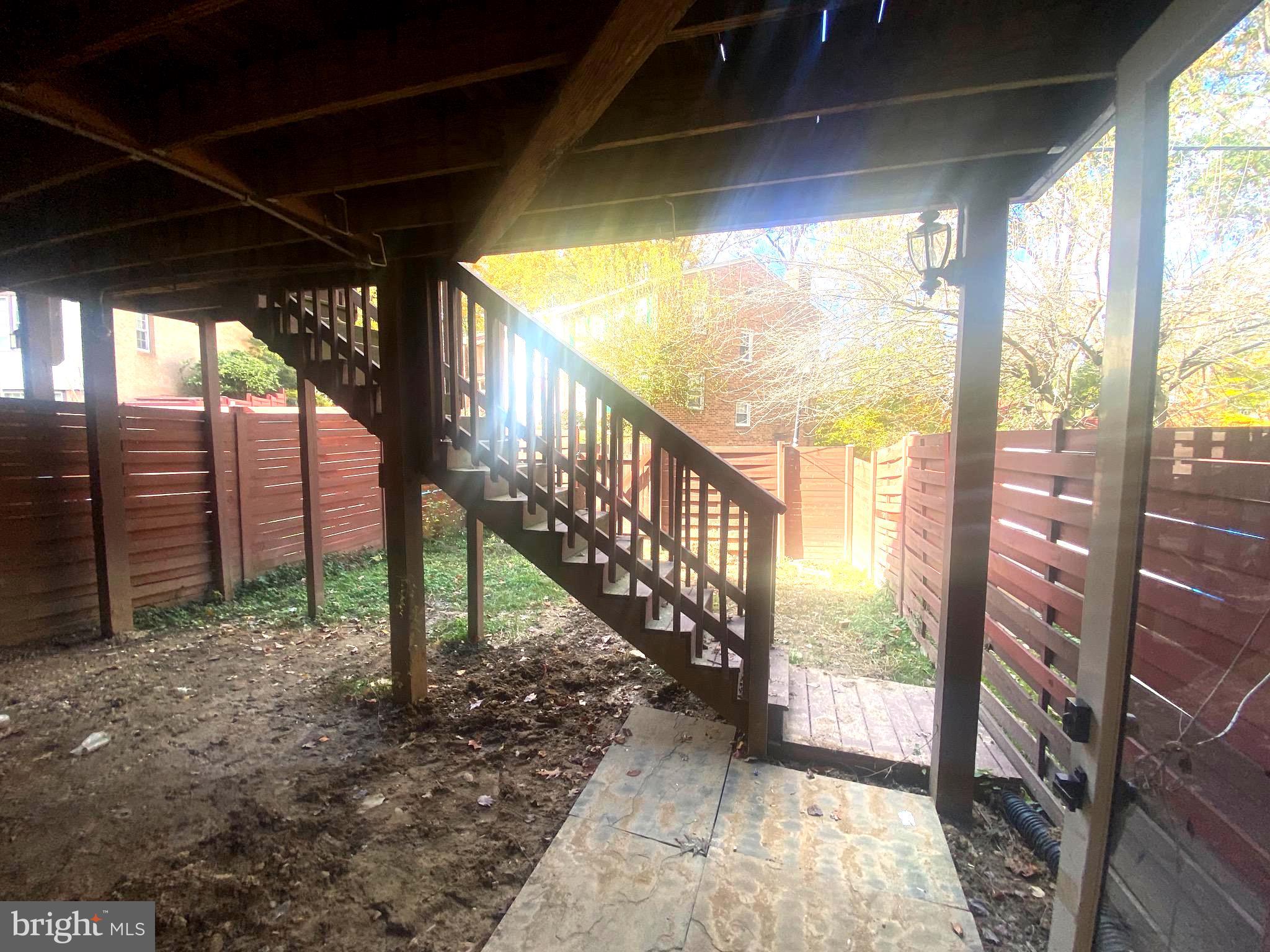 GREENWICH HILL - Residential Lease