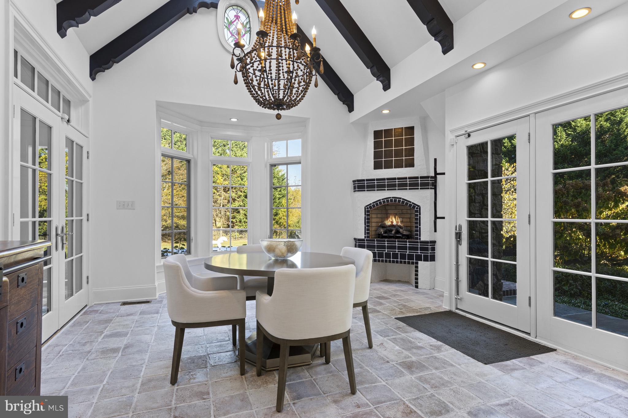 BAYARD MEADOWS - Residential