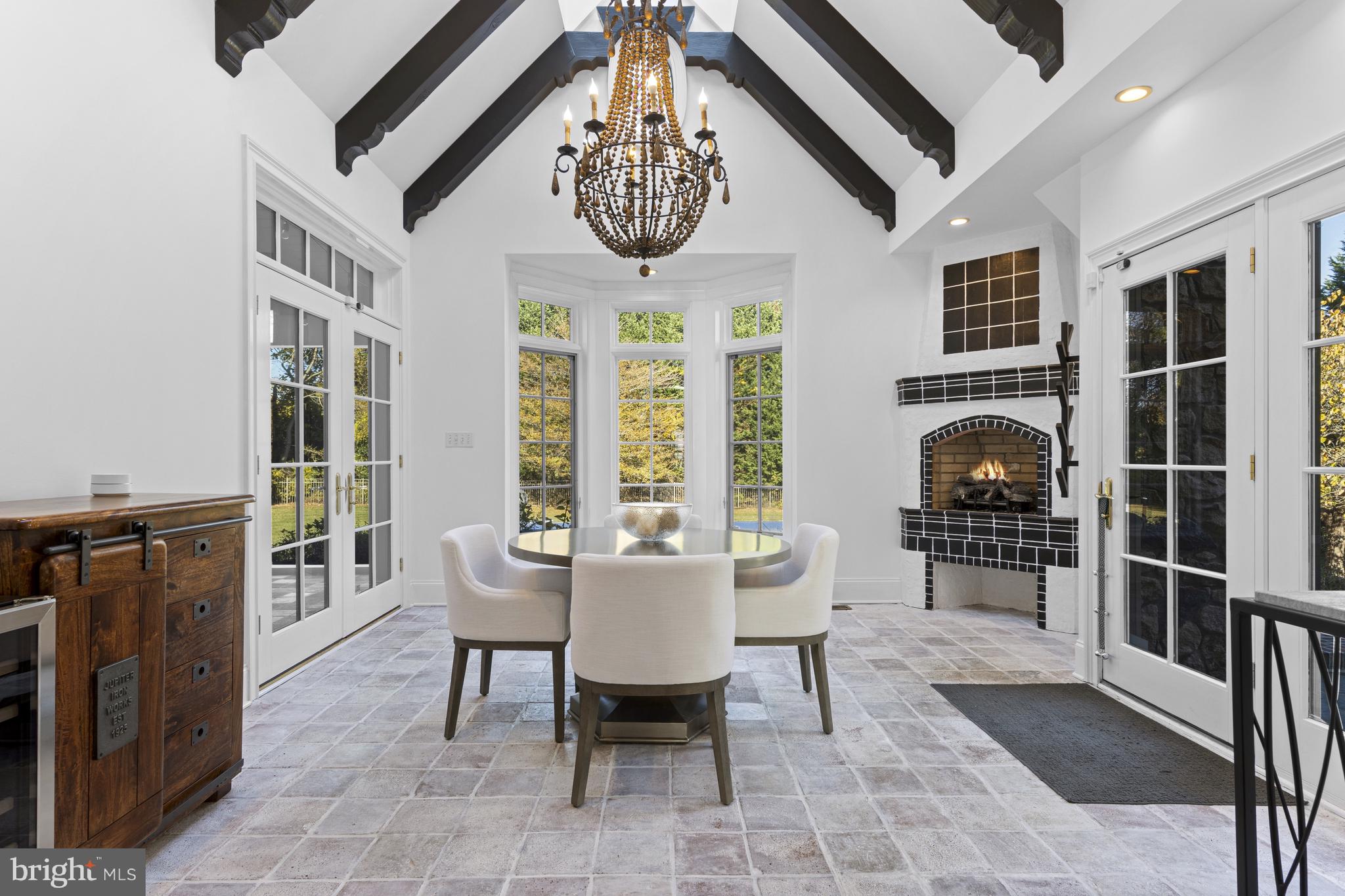 BAYARD MEADOWS - Residential