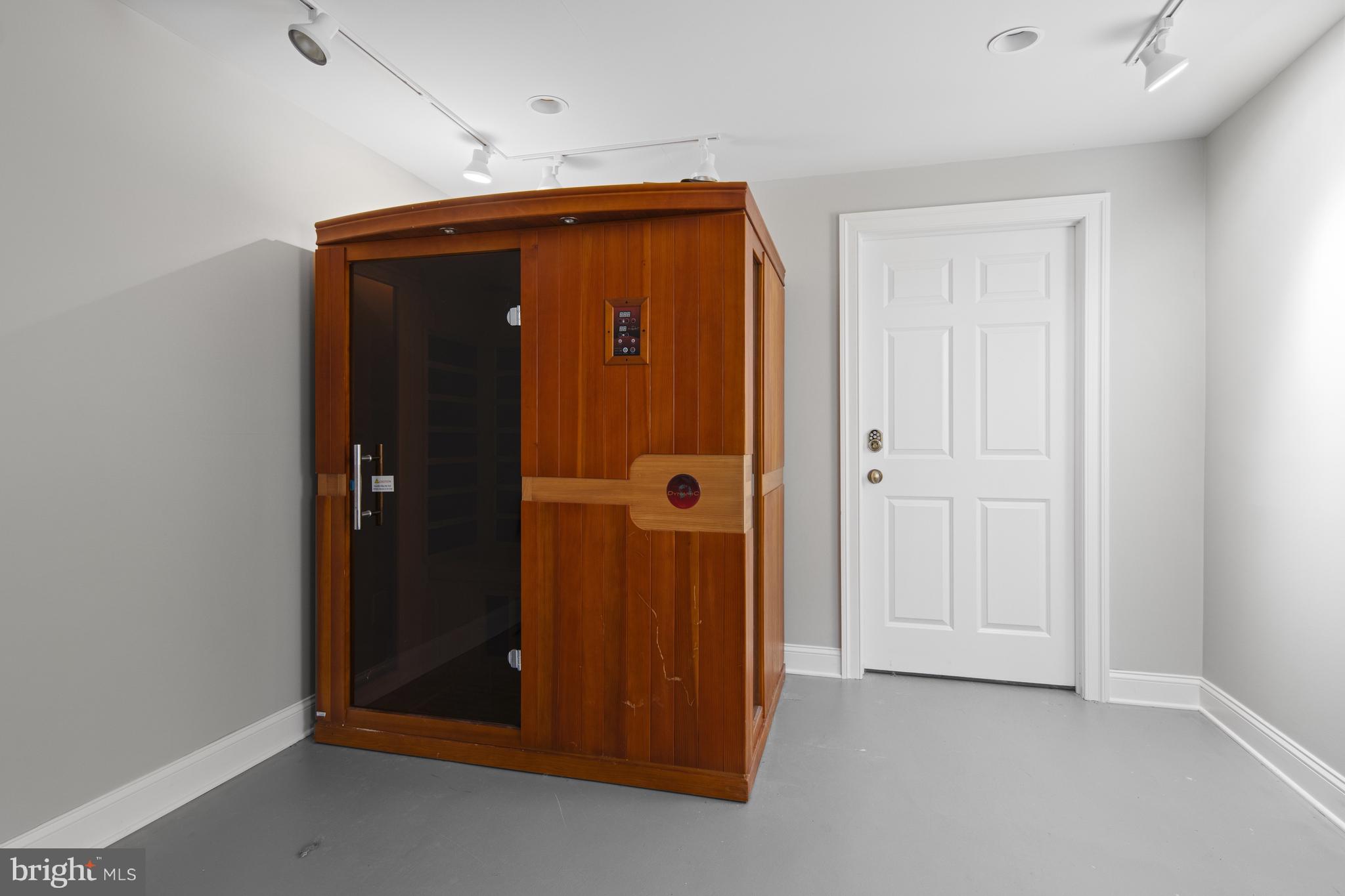 BAYARD MEADOWS - Residential