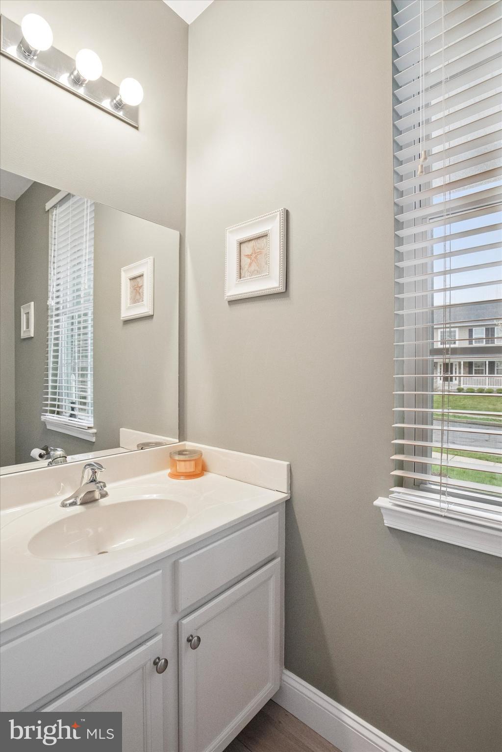 OAK CREEK - Residential