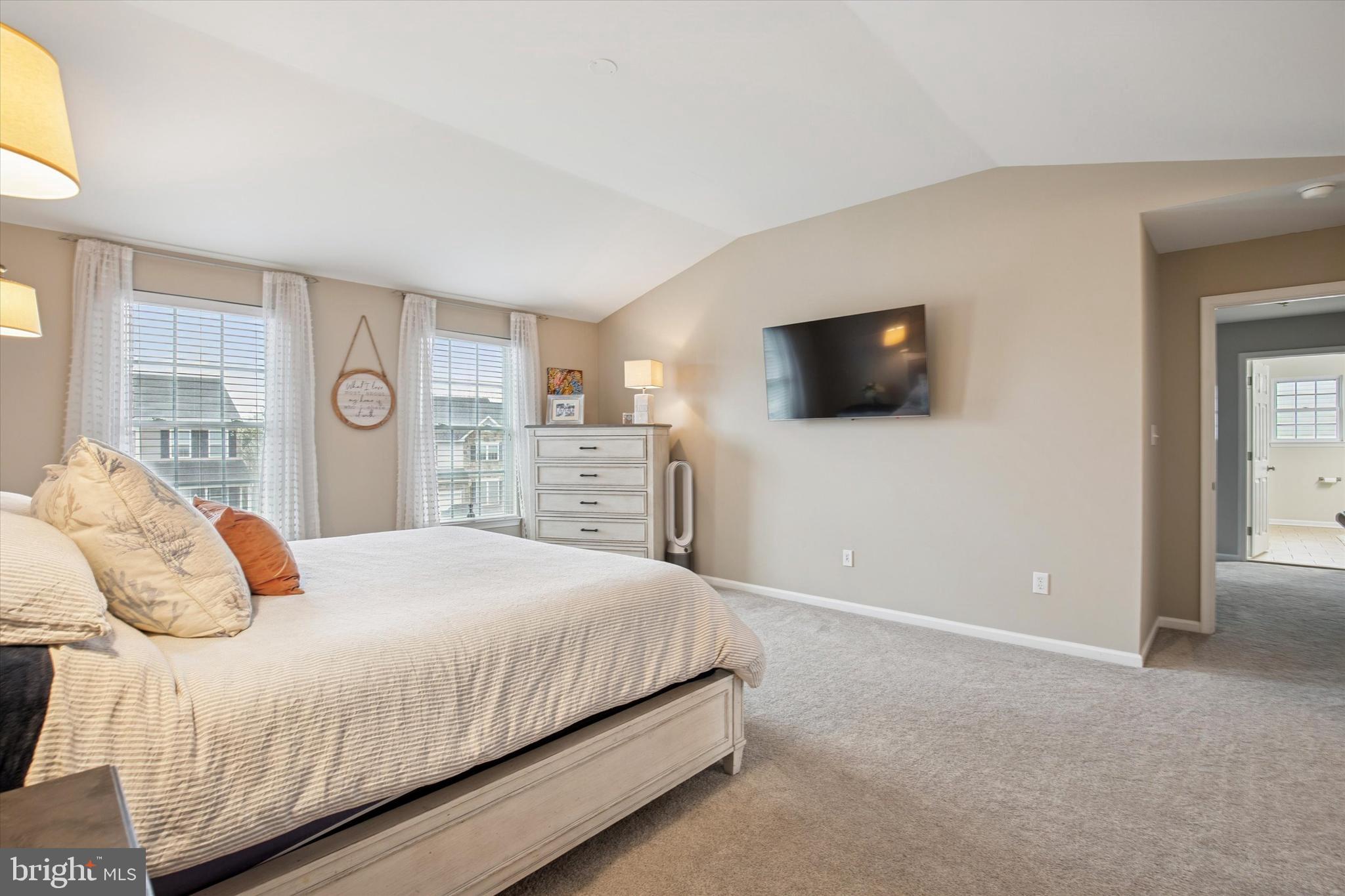 OAK CREEK - Residential