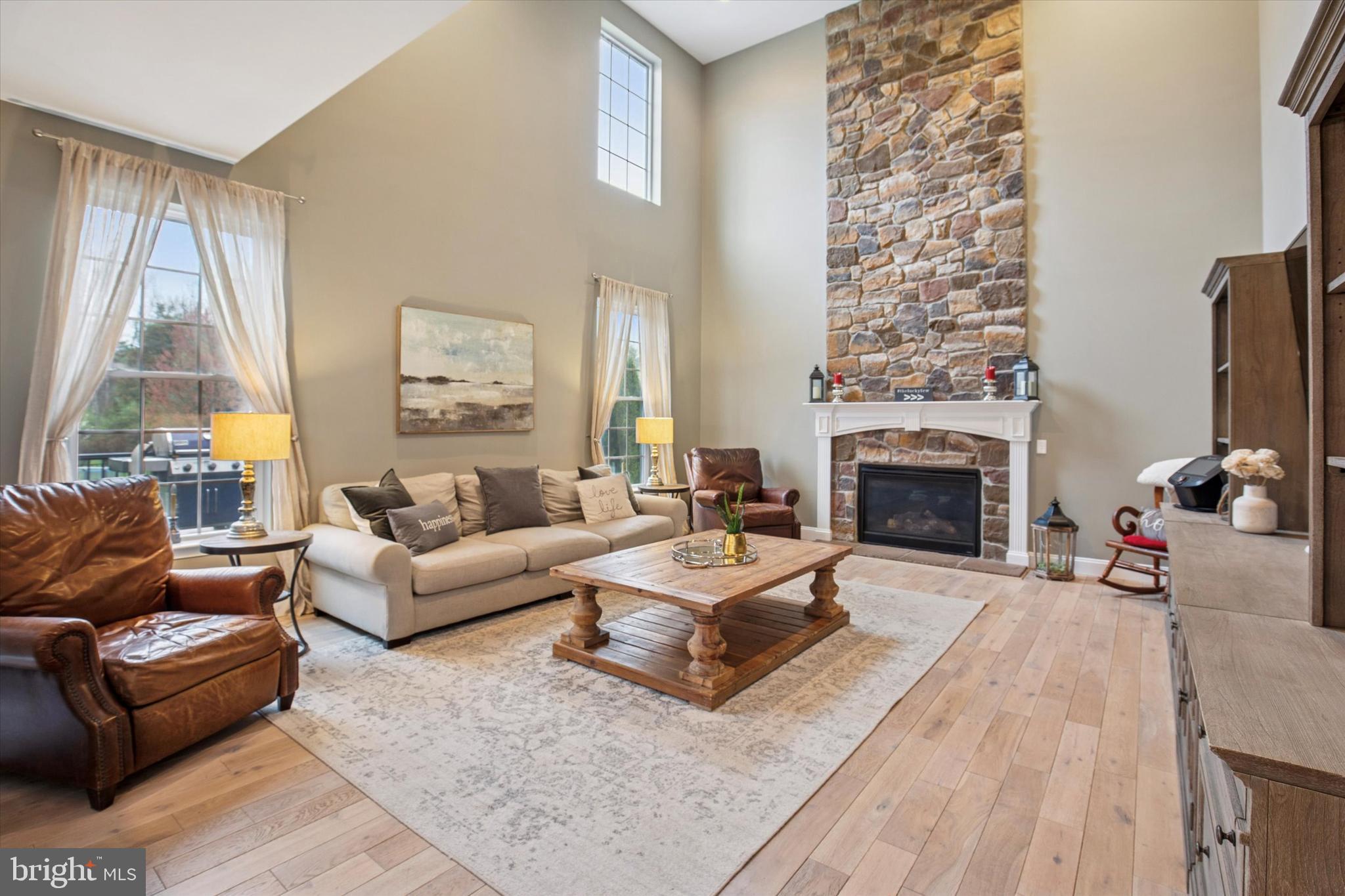 OAK CREEK - Residential