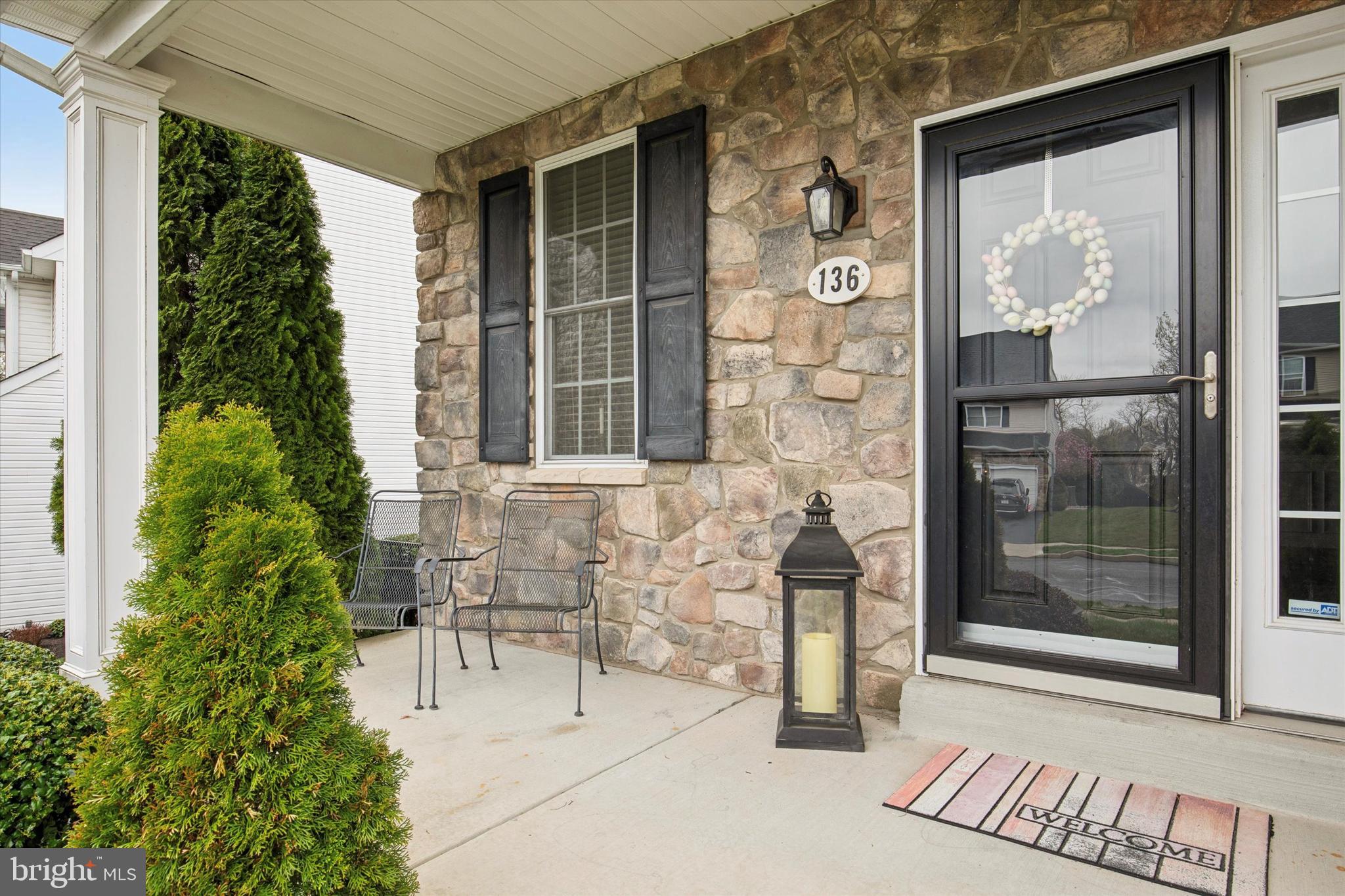 OAK CREEK - Residential