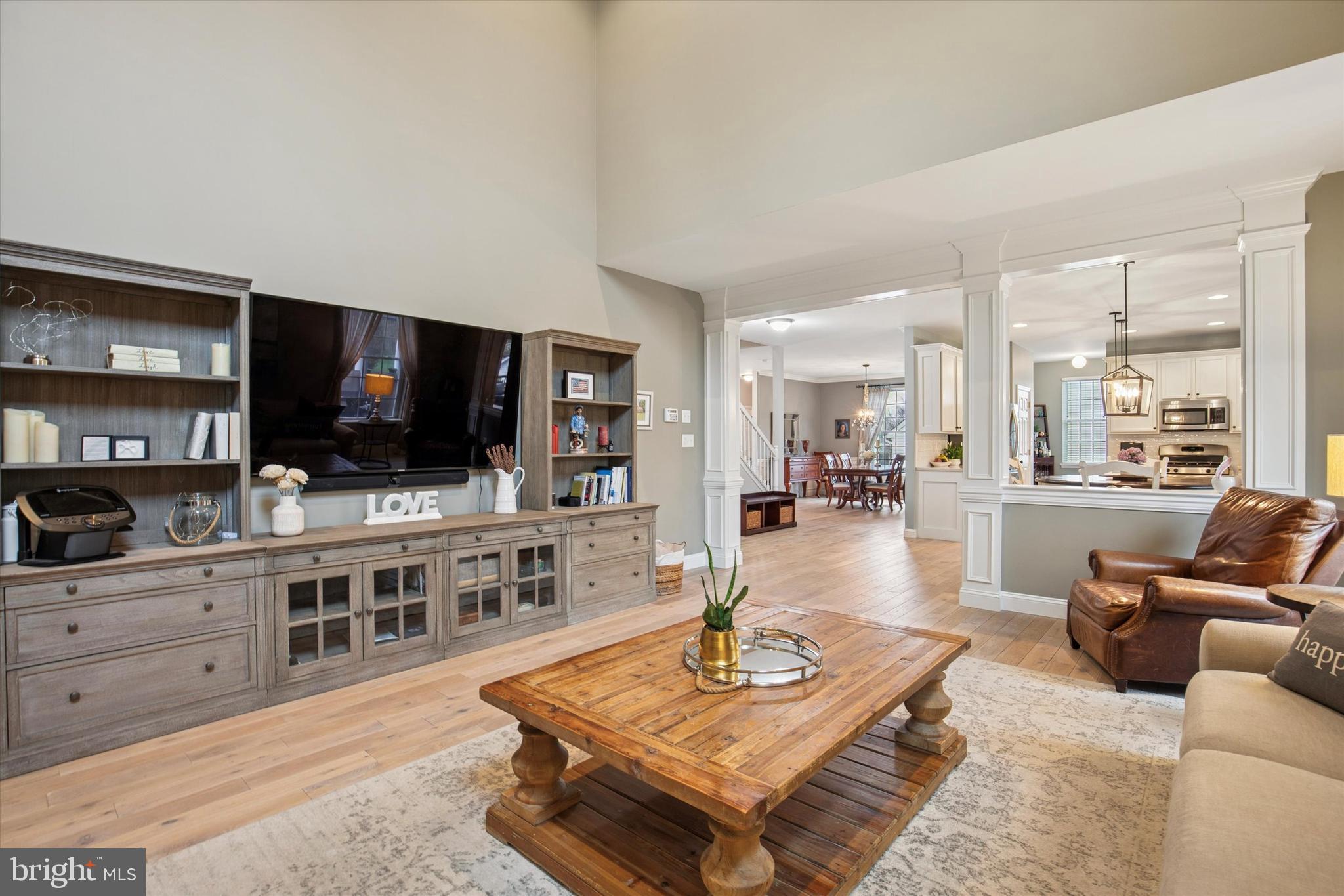 OAK CREEK - Residential