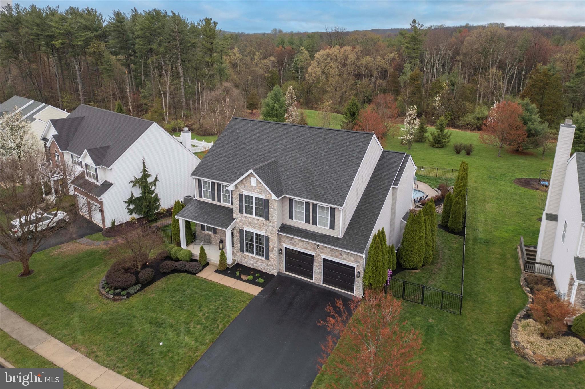 OAK CREEK - Residential