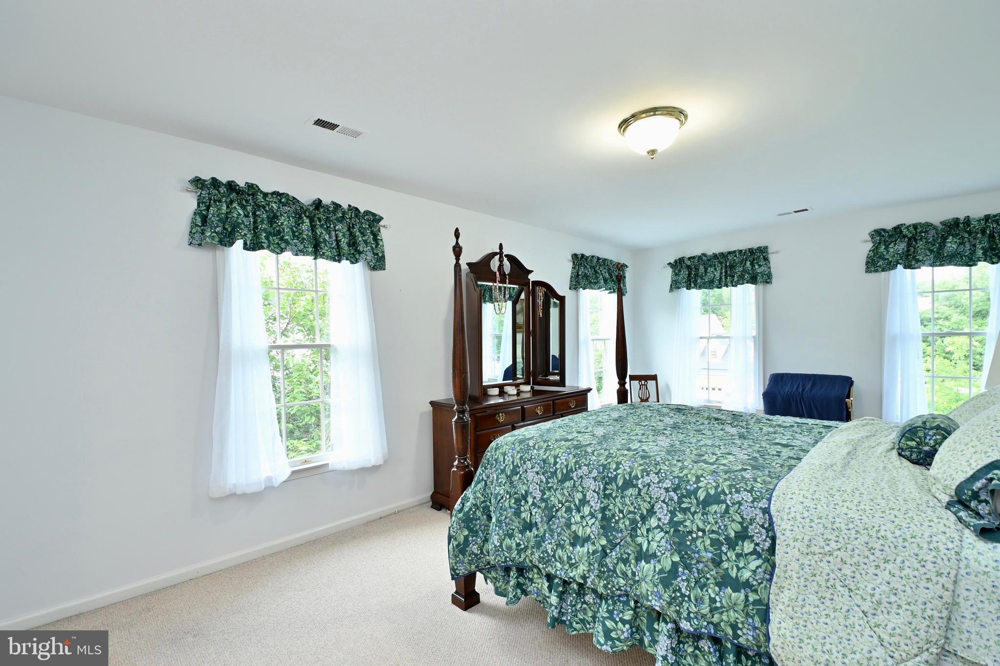 BARRINGTON - Residential