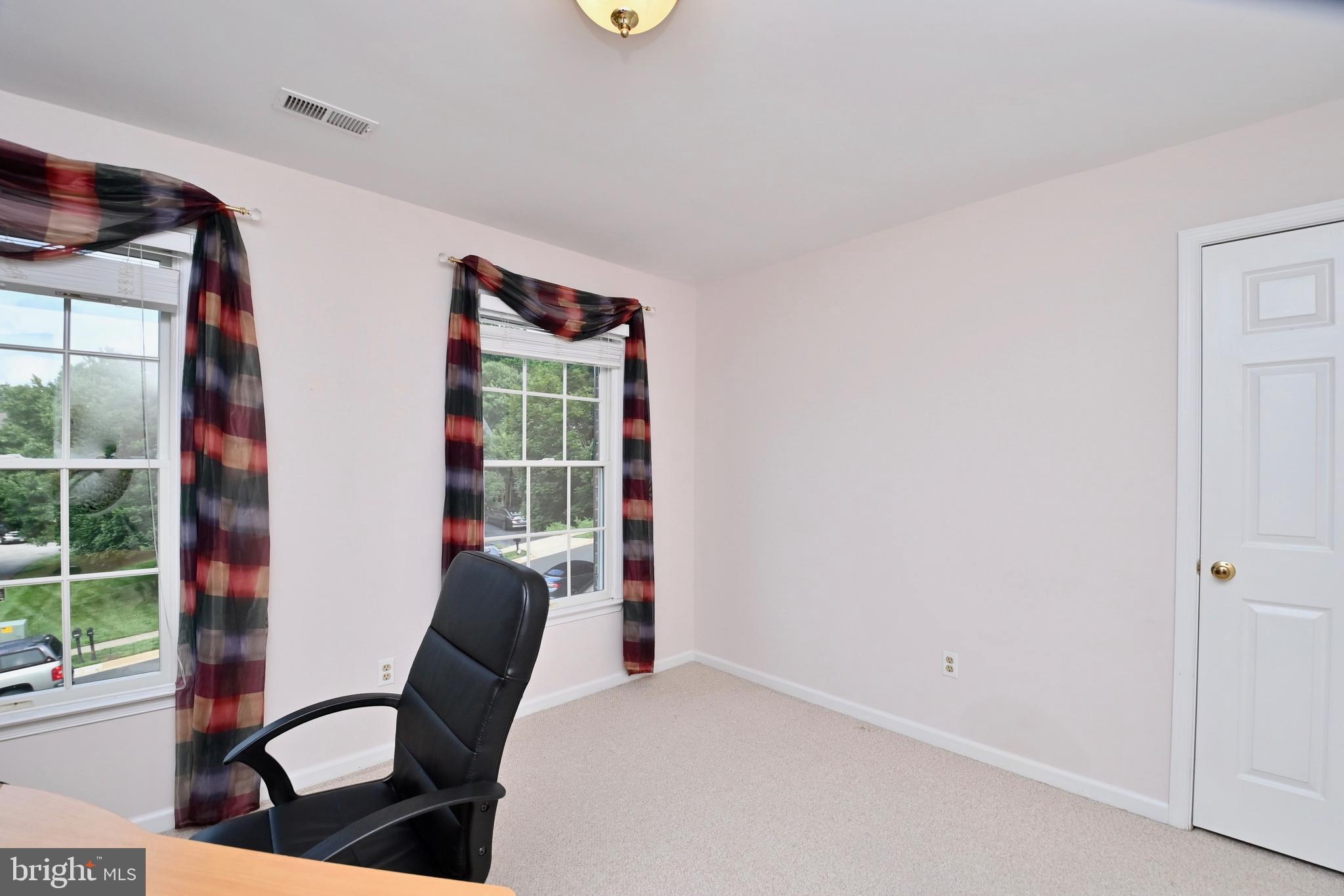 BARRINGTON - Residential