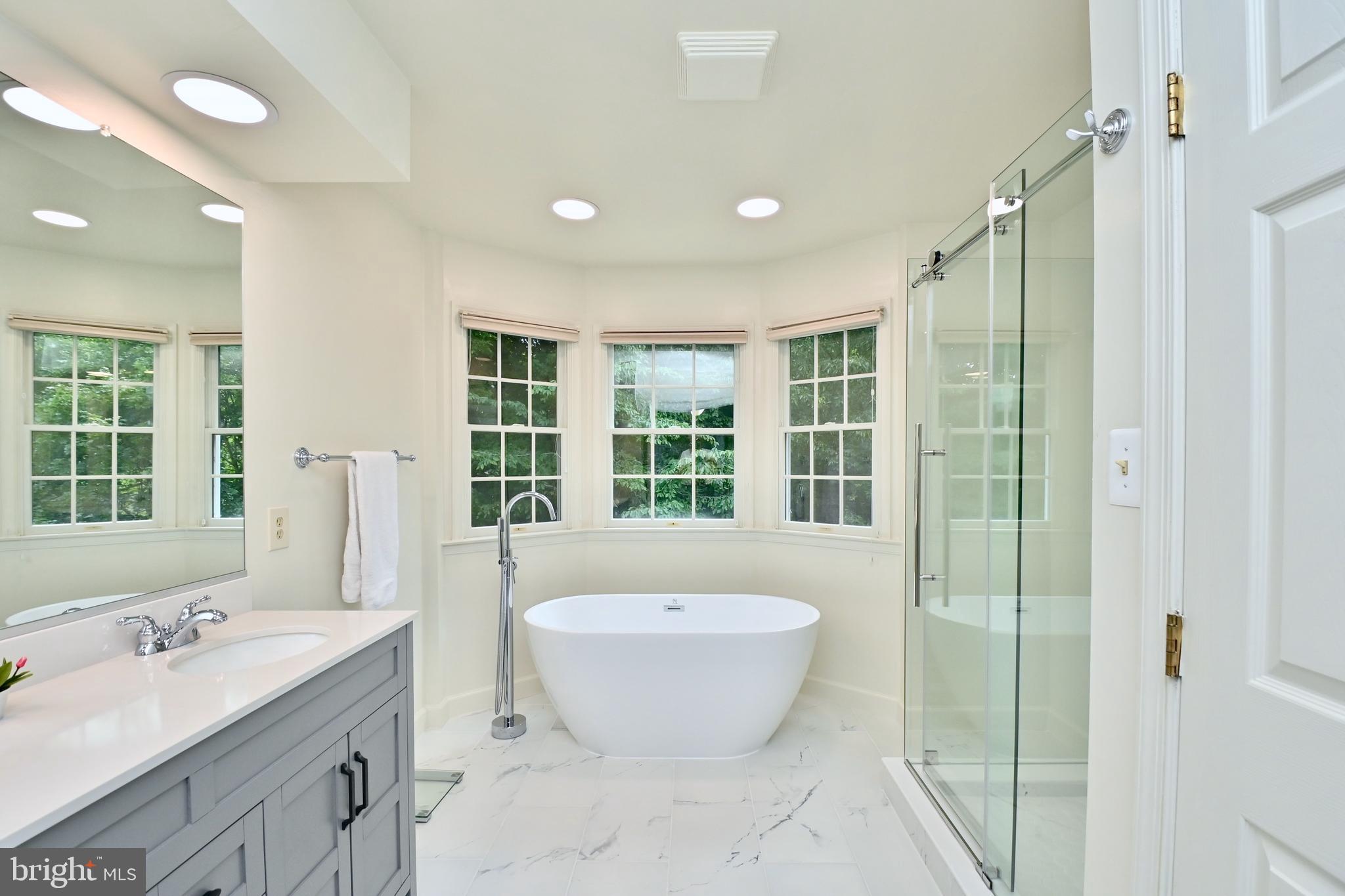 BARRINGTON - Residential