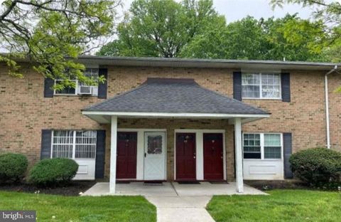 Homes For Sale - 58 Garden View Ter<br/> EAST WINDSOR, NJ 08520