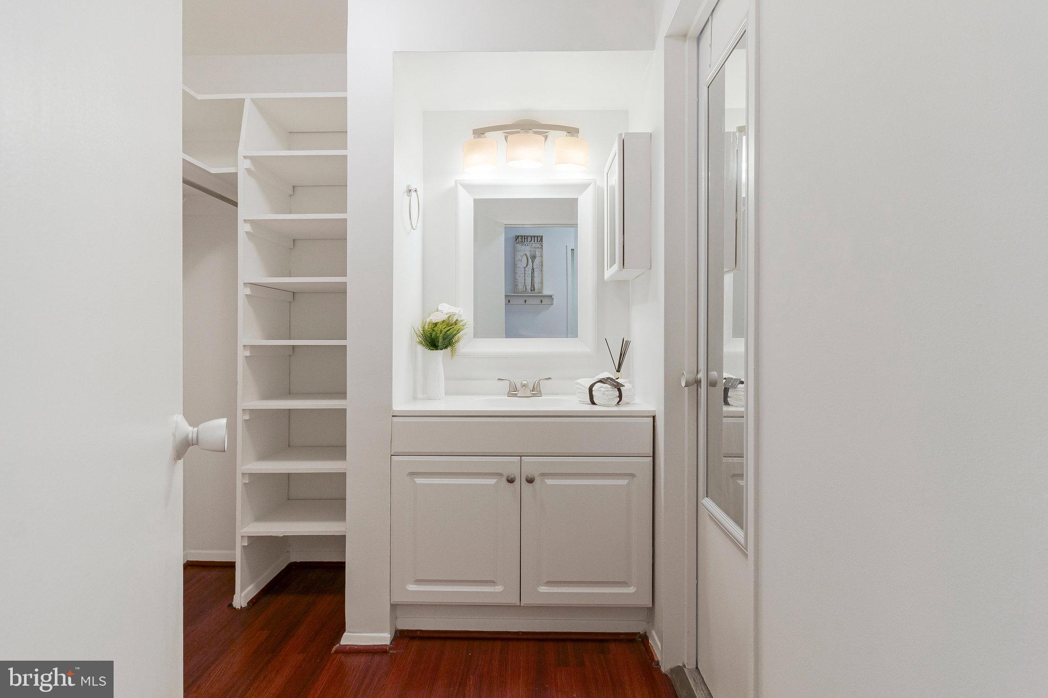 OLD CITY #2 - Residential