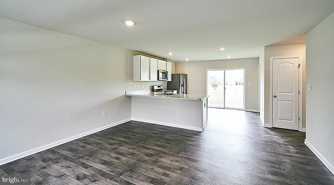 BLACKWATER LANDING - Residential