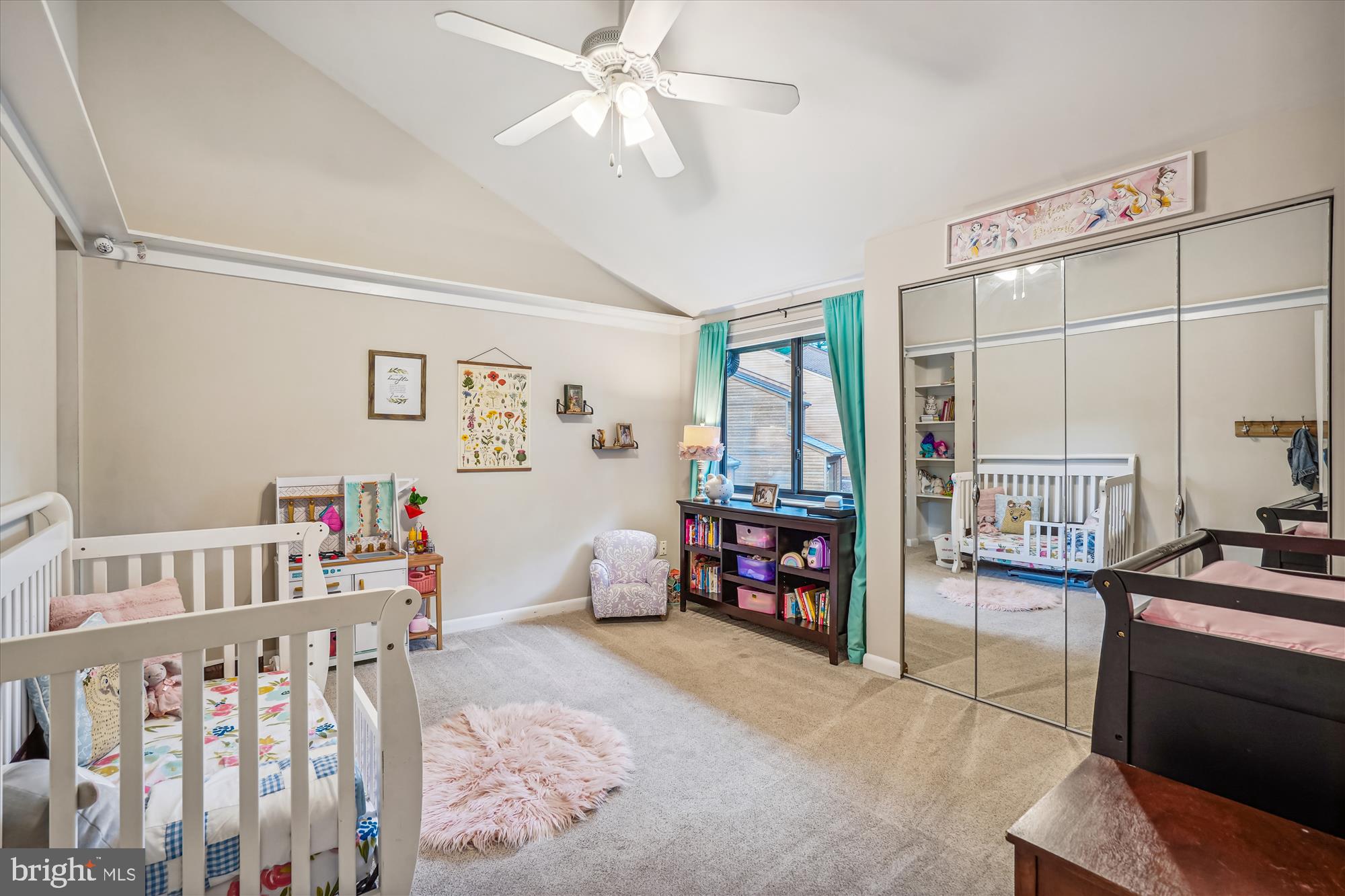 CEDAR COVE - Residential