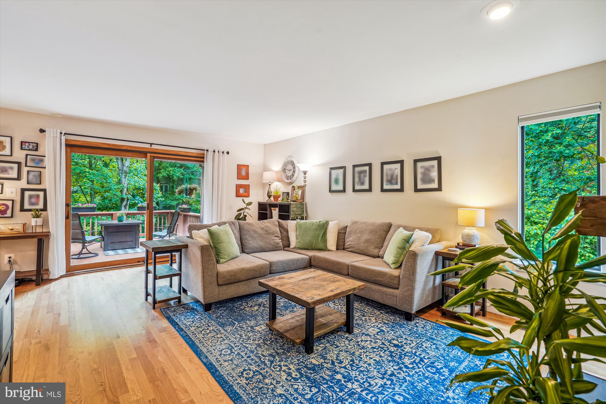 CEDAR COVE - Residential