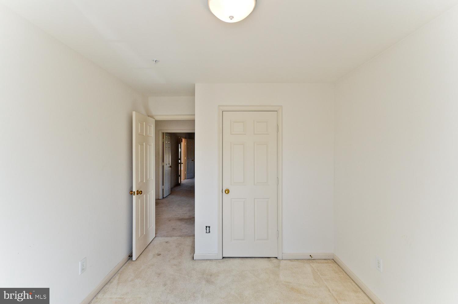 CLOPPERS MILL WEST - Residential