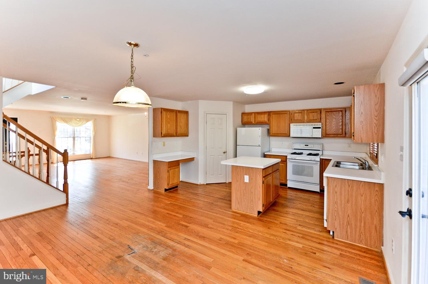 CLOPPERS MILL WEST - Residential