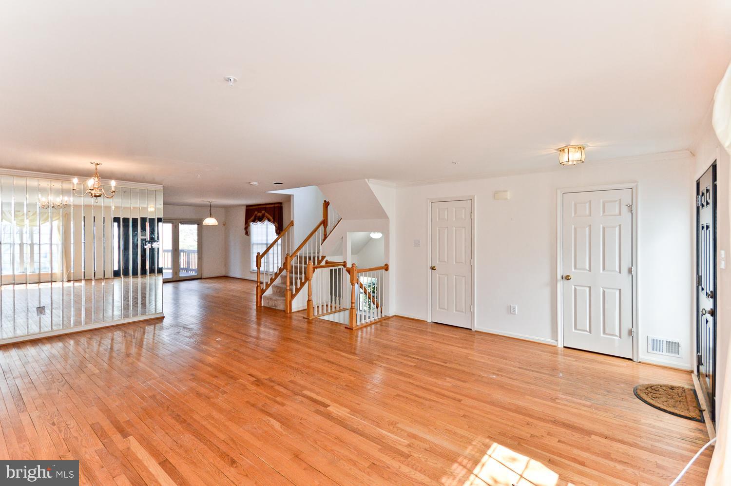 CLOPPERS MILL WEST - Residential