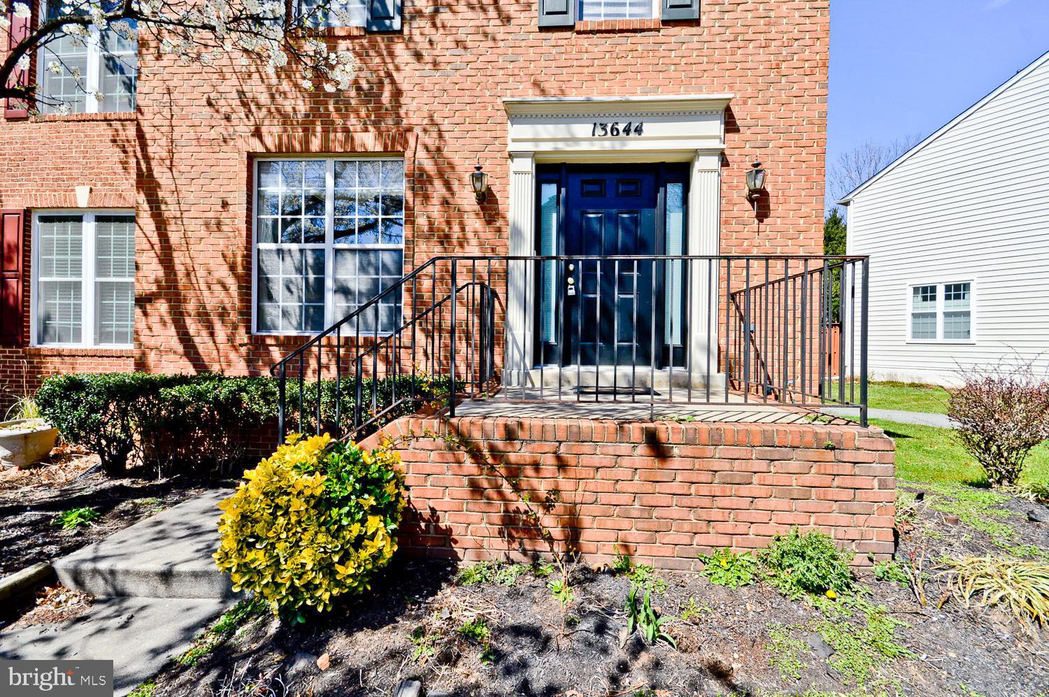 CLOPPERS MILL WEST - Residential