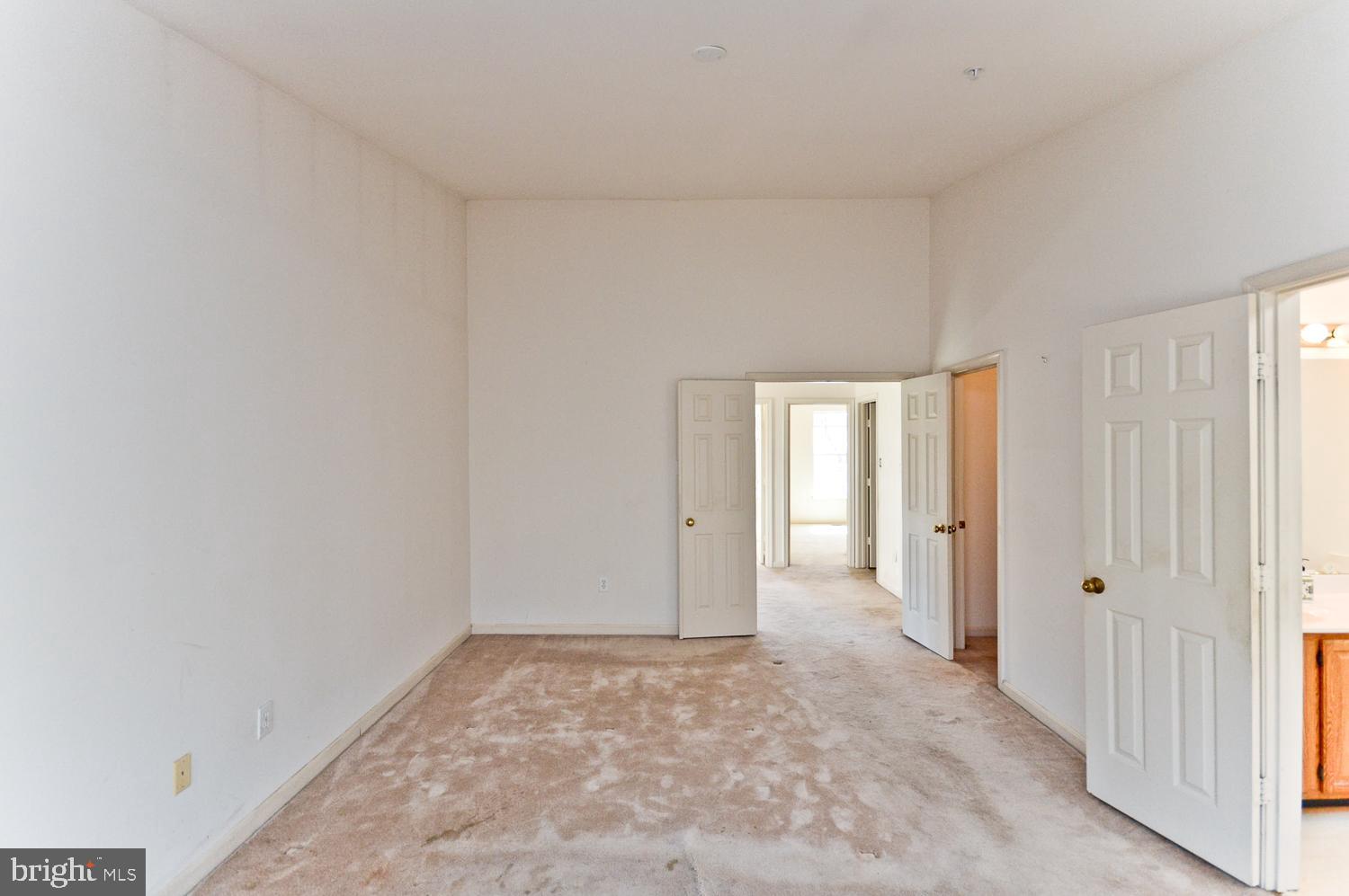 CLOPPERS MILL WEST - Residential