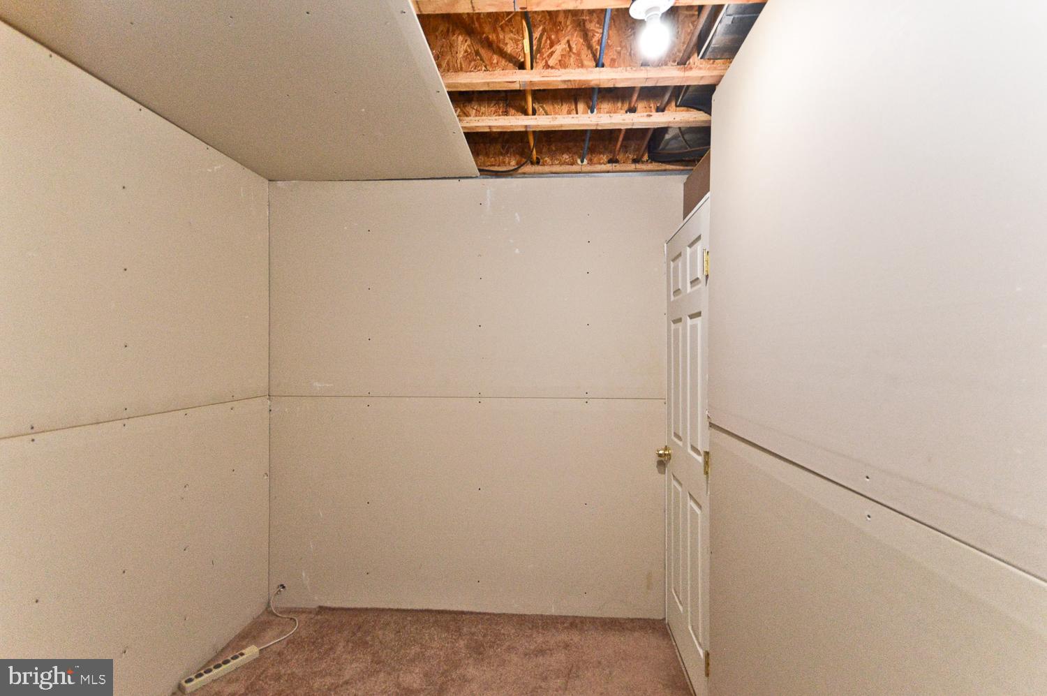 CLOPPERS MILL WEST - Residential