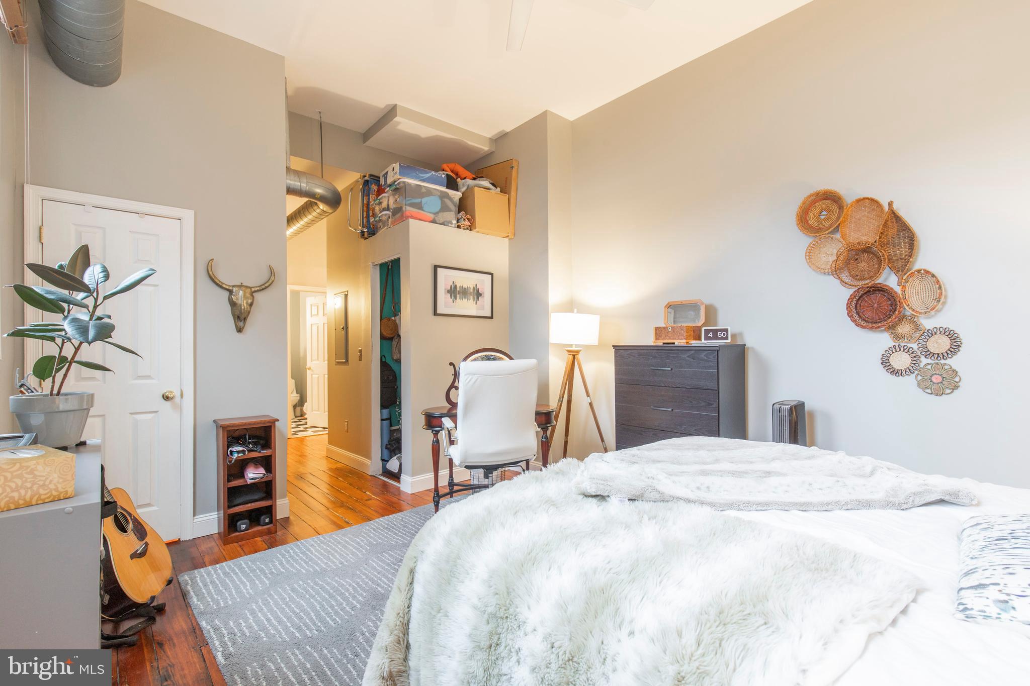 OLD CITY - Residential Lease