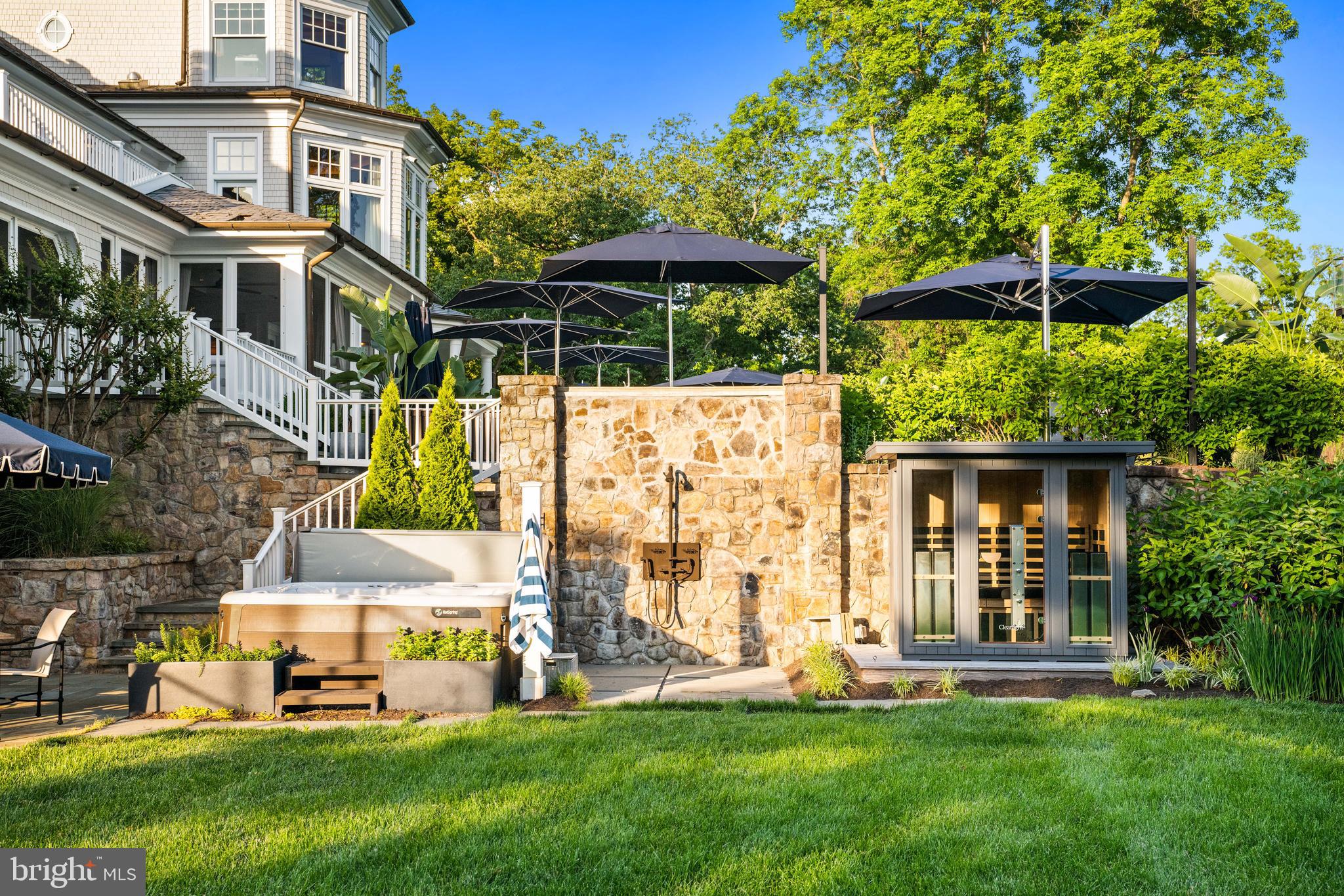 2045 MAIDSTONE FARM ROAD