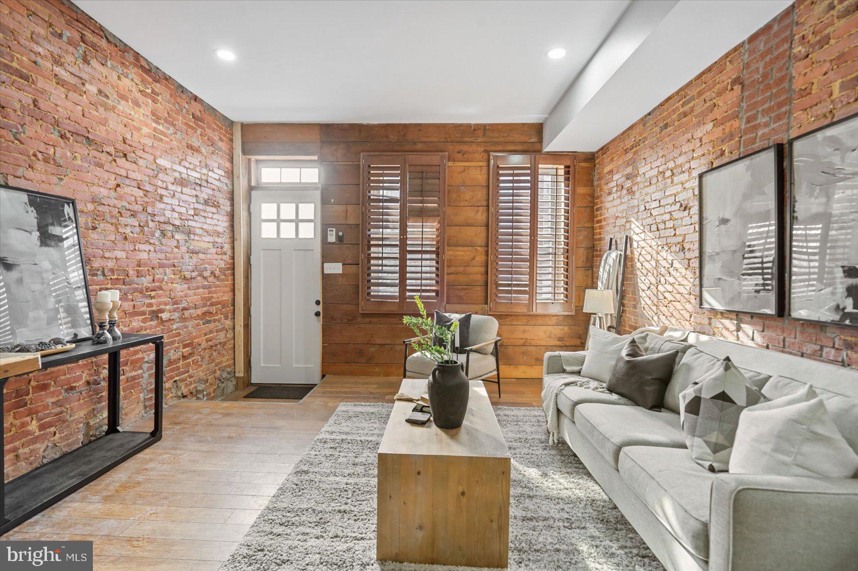 BARCLAY - GREENMOUNT - Residential