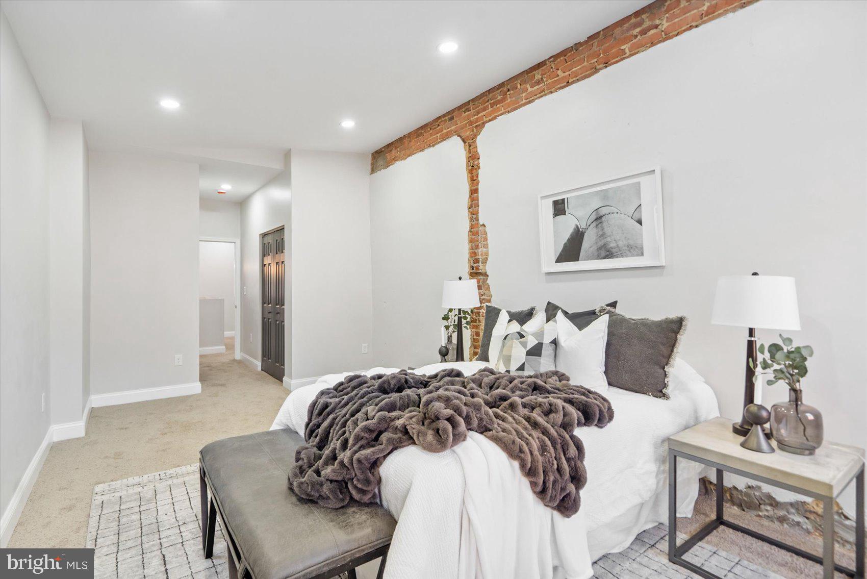 BARCLAY - GREENMOUNT - Residential