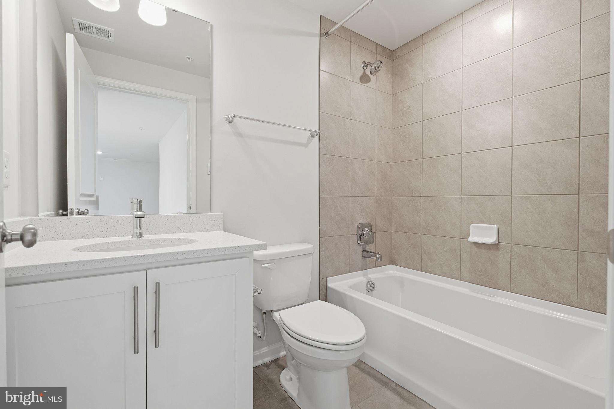 CREEKSIDE ESTATES - Residential