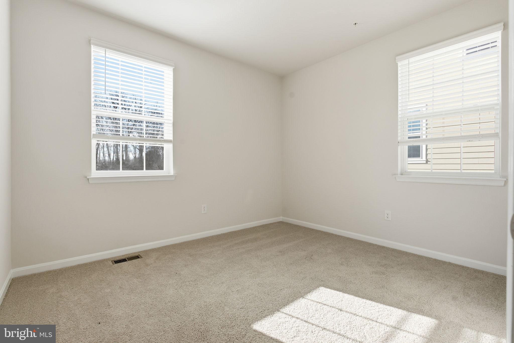 CREEKSIDE ESTATES - Residential