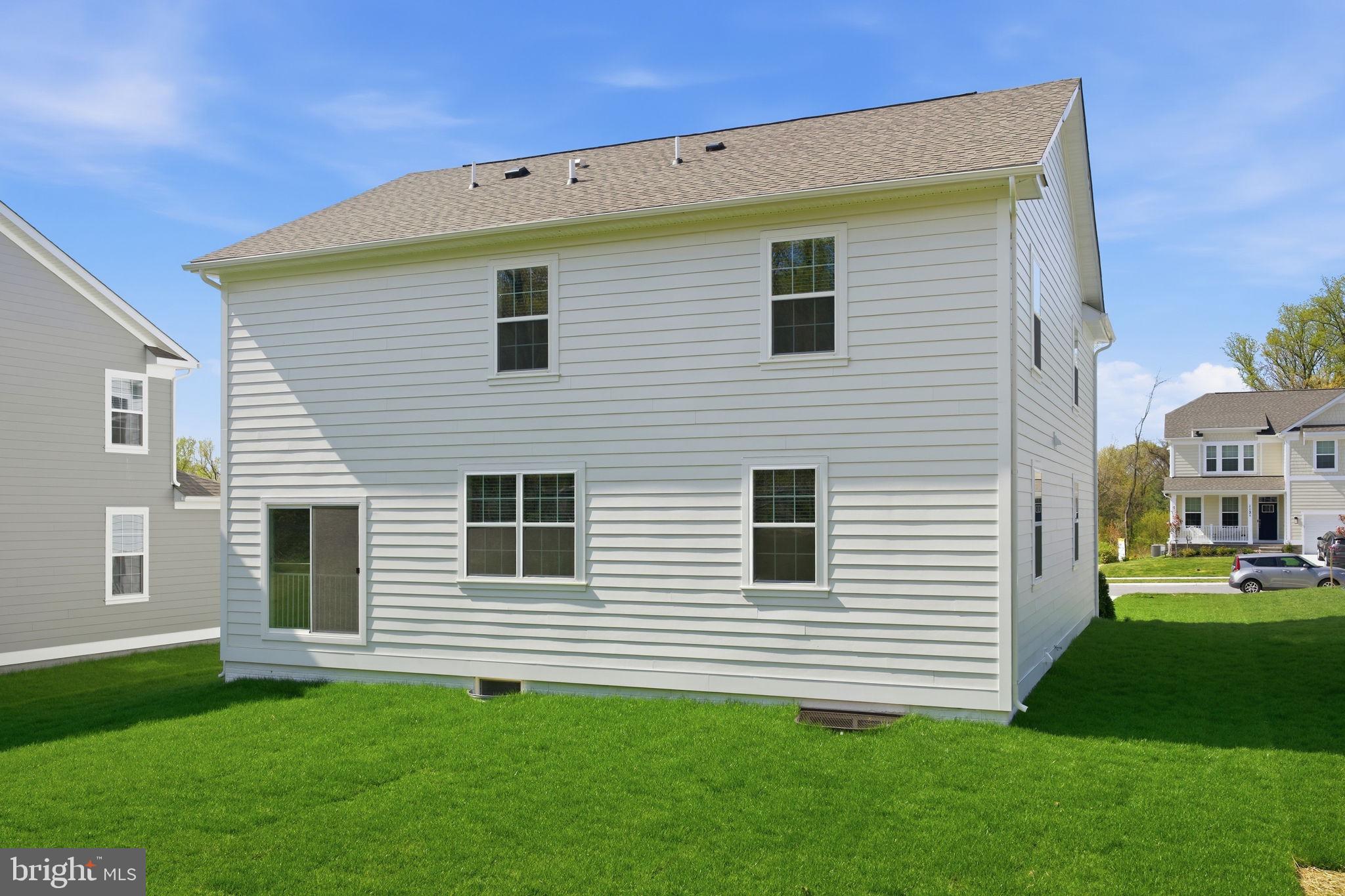 CREEKSIDE ESTATES - Residential