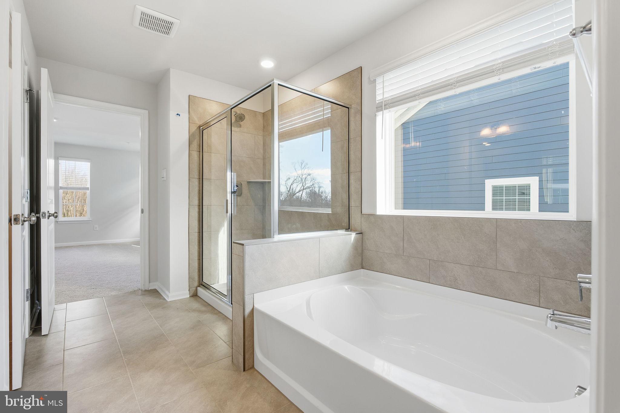 CREEKSIDE ESTATES - Residential