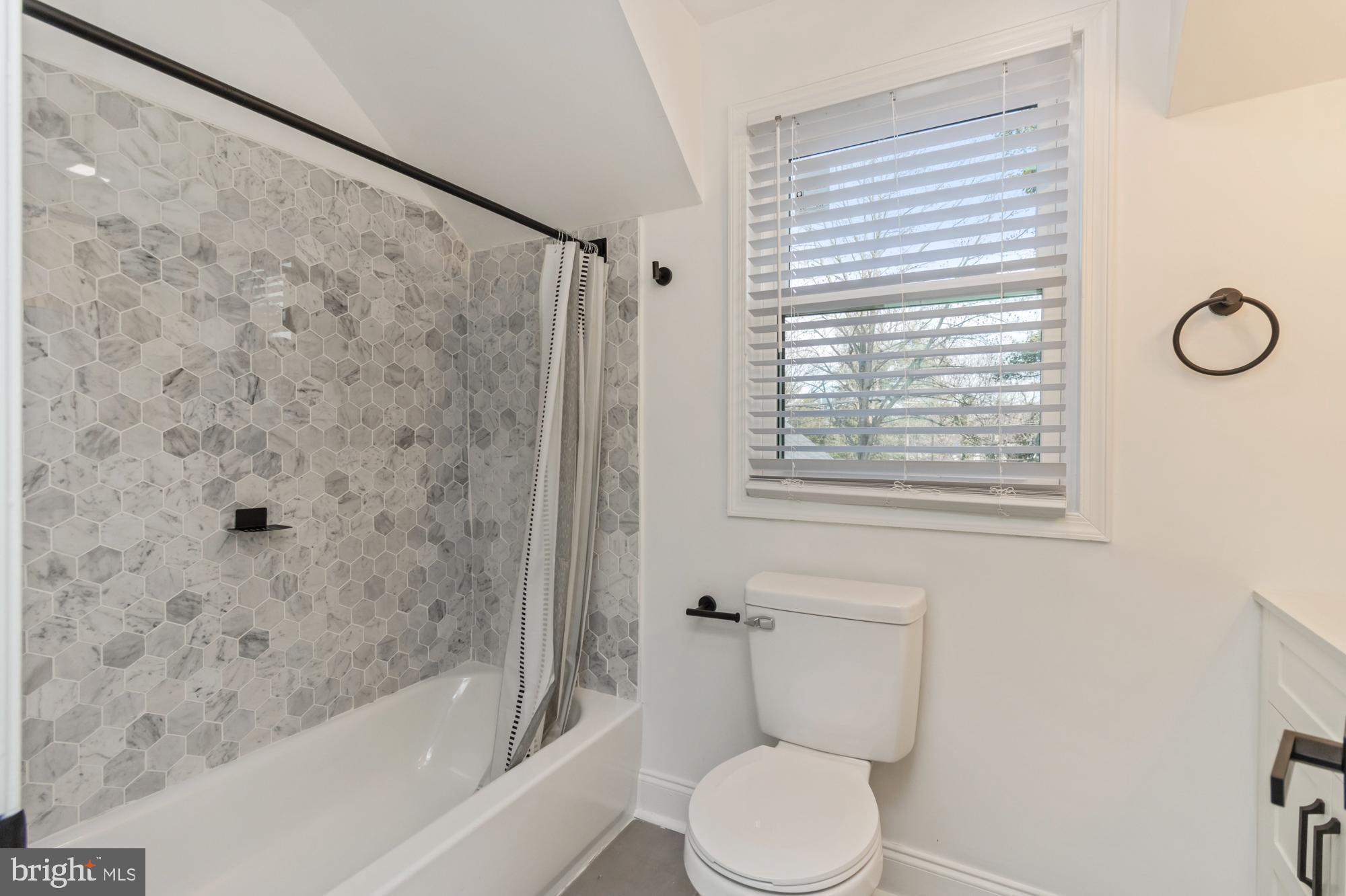 LINTHICUM HEIGHTS - Residential