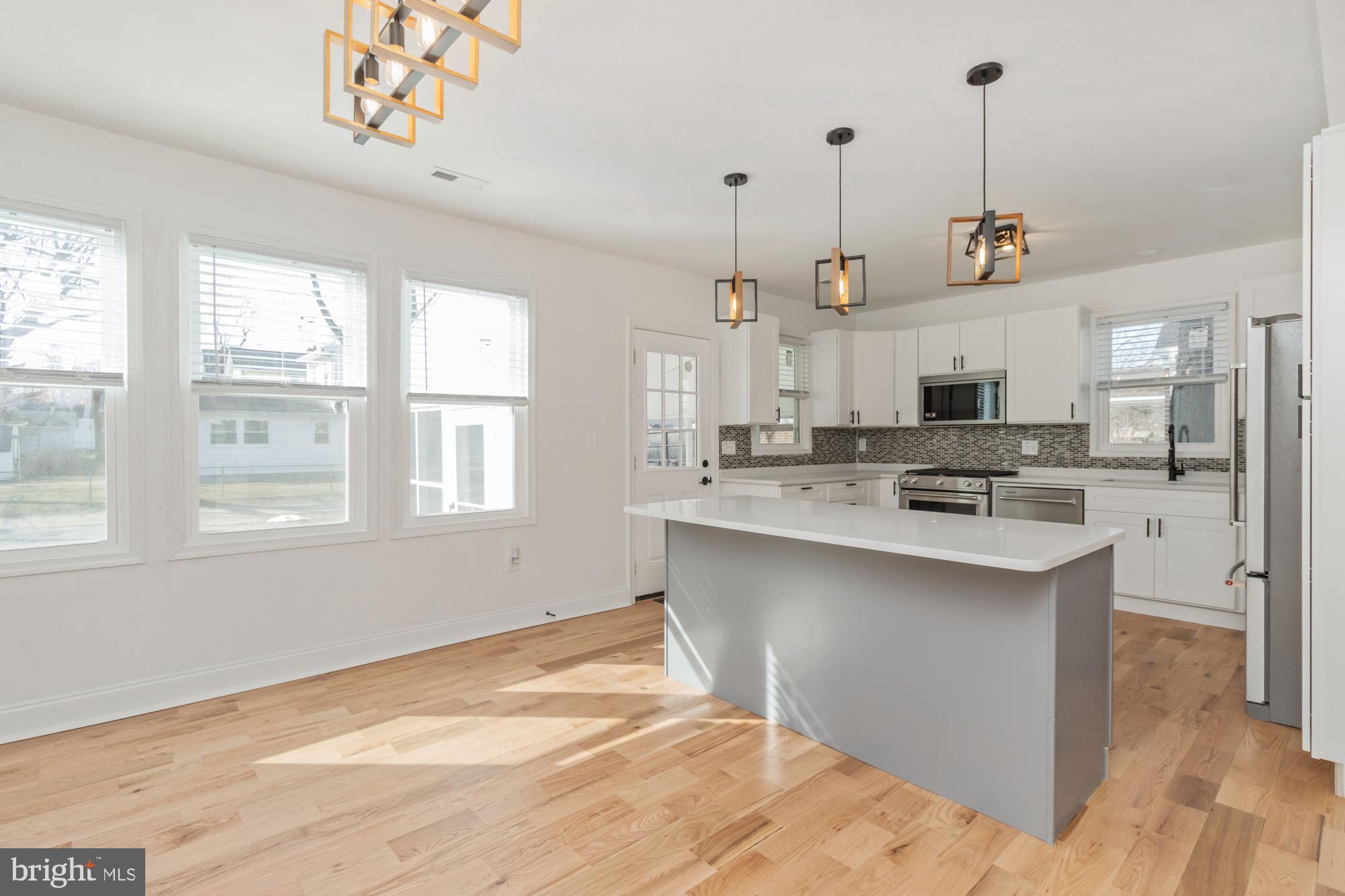 LINTHICUM HEIGHTS - Residential